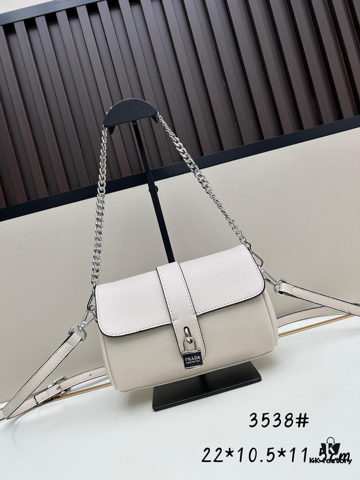 6930bd8f6e68136f4d9aec32 Exclusive Launch - High-Quality Prada-style Lock Bag, Palm Grain Leather, Soft and Thick Texture