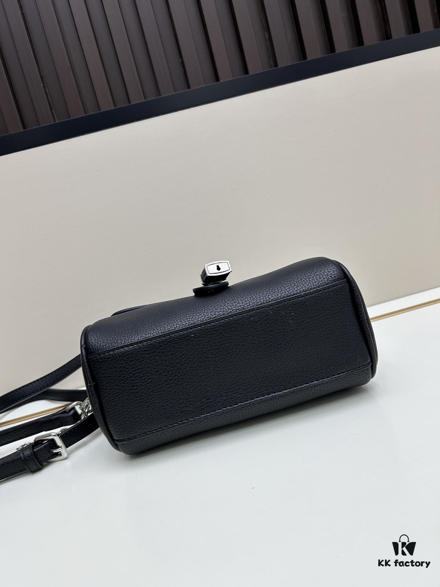 6930bd966e68136f4d9aec3e Exclusive Launch - High-Quality Prada-Style Lock Bag ✨ Pillow Top Handle Bag, Genuine Palm Grain Leather, Smooth Oiled Edges, Premium Craftsmanship, Thick and Soft Leather
