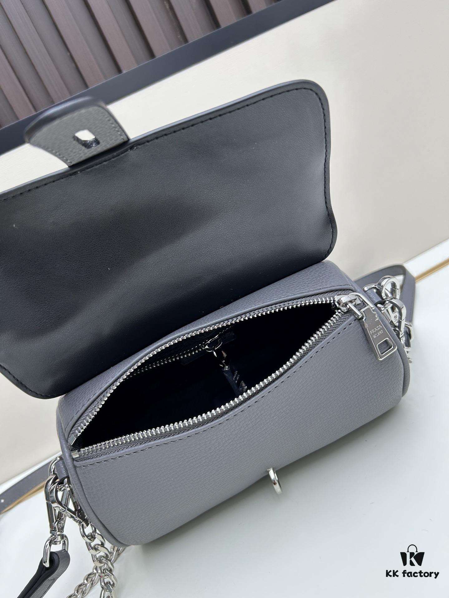 6930bda86e68136f4d9aec5a Exclusive Launch - High-Quality Prada-style Lock Bag, Palm Grain Leather, Soft and Thick Texture, Adjustable Chain & Shoulder Strap
