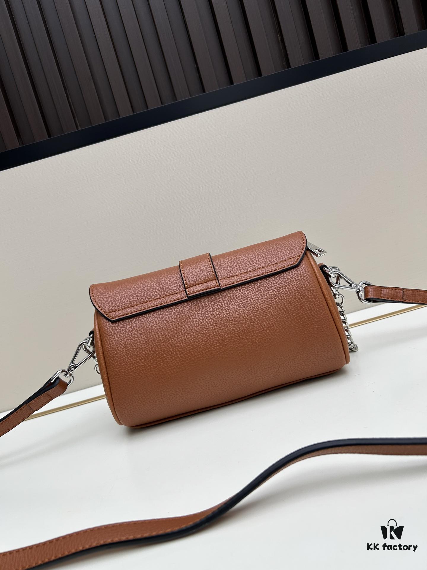 6930bda96e68136f4d9aec5d Exclusive Launch - High-Quality Prada-style Lock Bag, Palm Grain Leather, Soft and Thick Texture