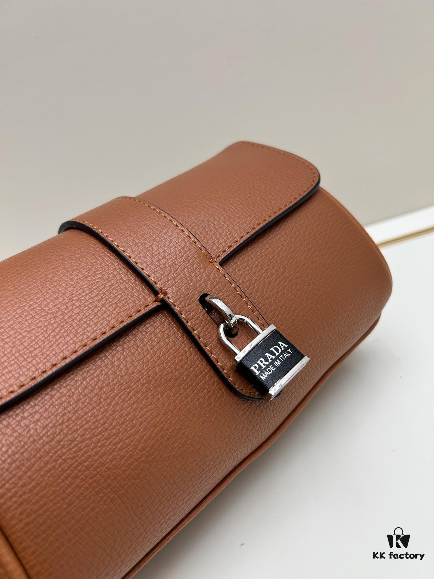 6930bdab6e68136f4d9aec60 Exclusive Launch - High-Quality Prada-style Lock Bag, Palm Grain Leather, Soft and Thick Texture