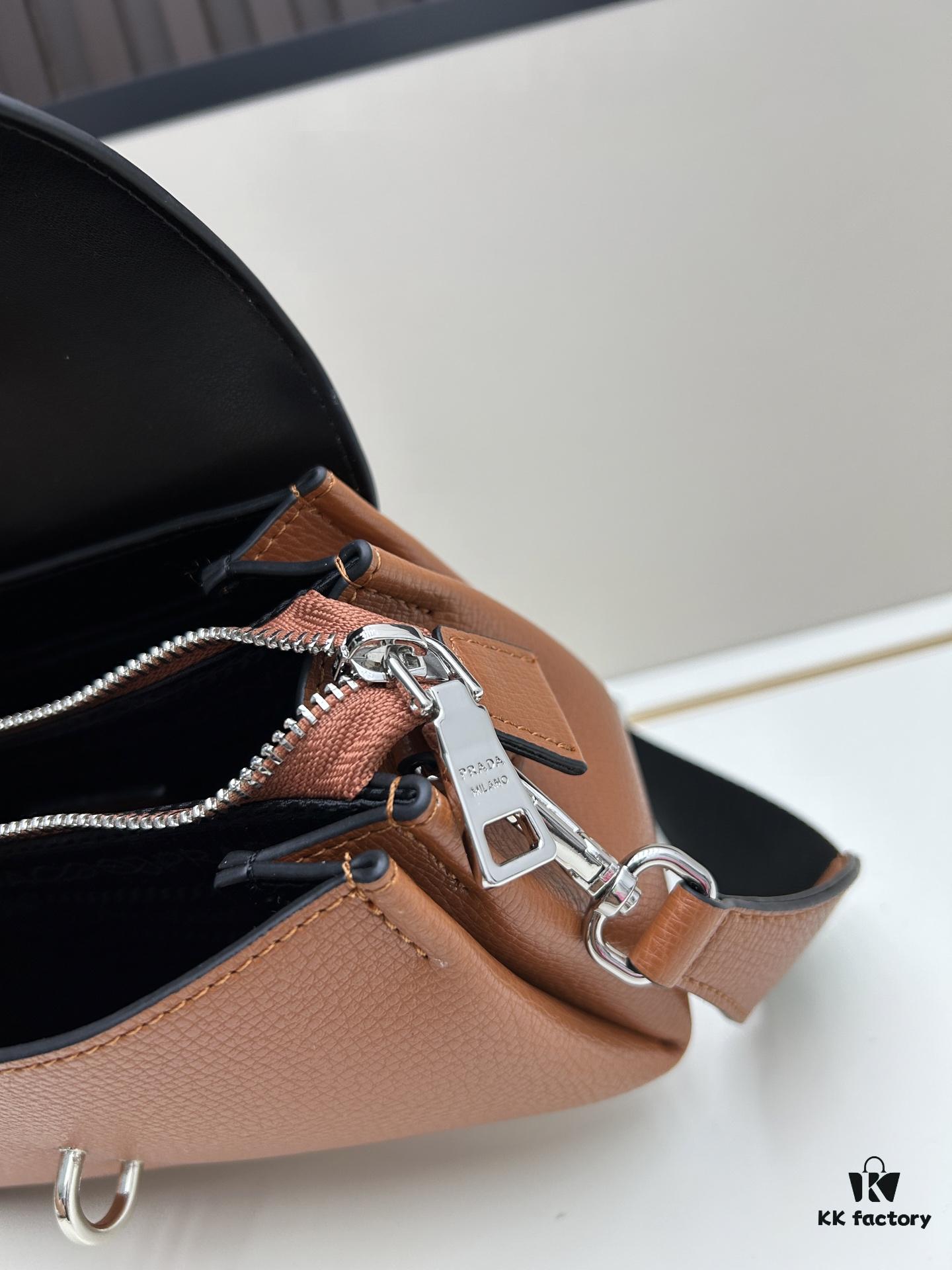 6930bdc66e68136f4d9aec8b Exclusive Launch - High-Quality Prada-Style Flip Top Bag, Bestselling Flap Design with Dual Shoulder Straps, Genuine Deer-Textured Calfskin, 2025 Fashion All-Season Women's Handbag