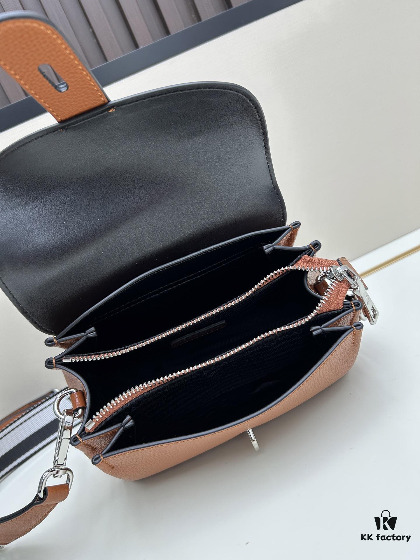 6930bdc76e68136f4d9aec8c Exclusive Launch - High-Quality Prada-Style Flip Top Bag, Bestselling Flap Design with Dual Shoulder Straps, Genuine Deer-Textured Calfskin, 2025 Fashion All-Season Women's Handbag