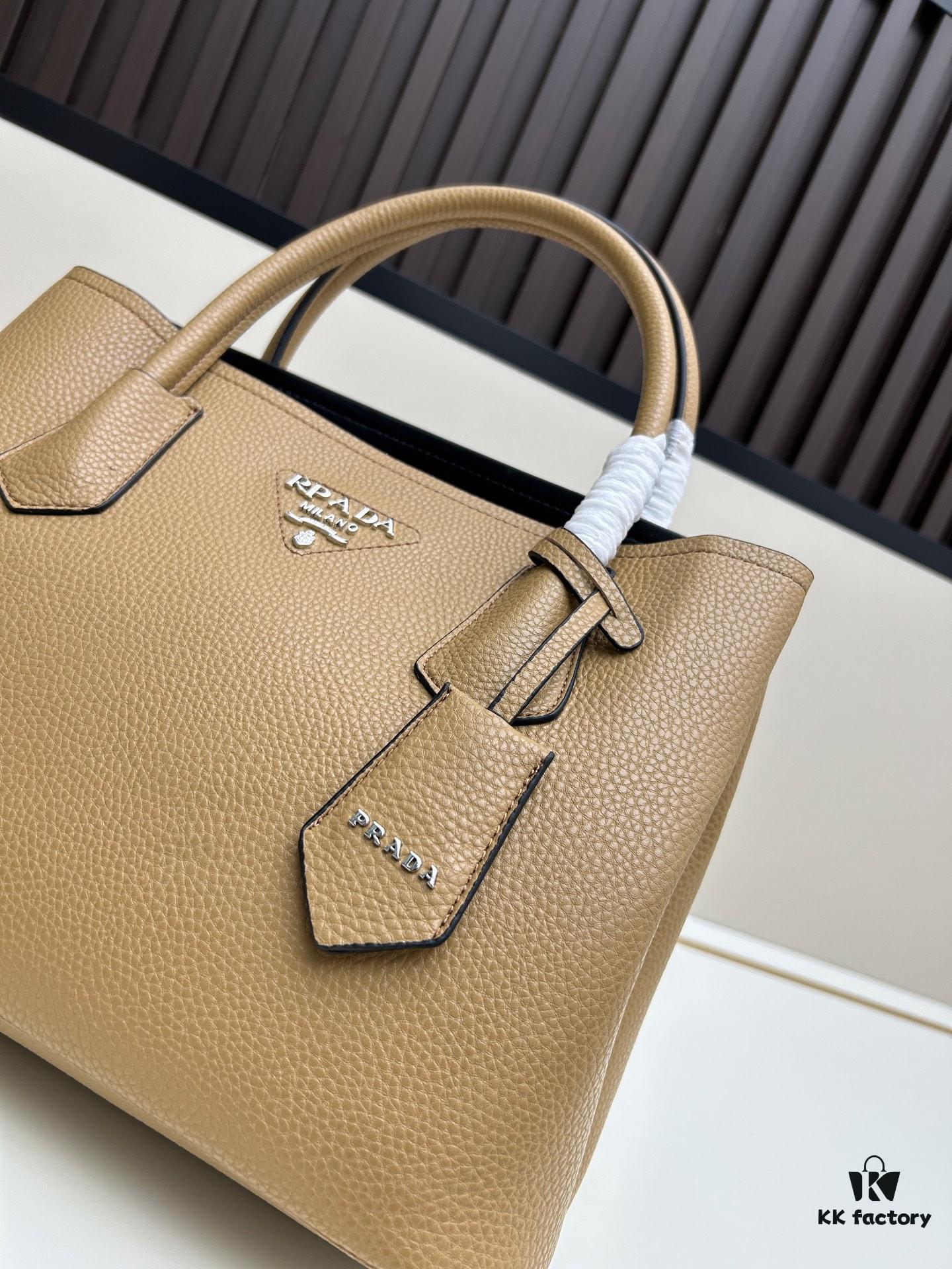 6930bde46e68136f4d9aecb5 Upgraded Large Size 🌹 PRADA PRADA Counter New Arrival (Large Version) Fine Crisply Textured Calfskin Leather Now Available