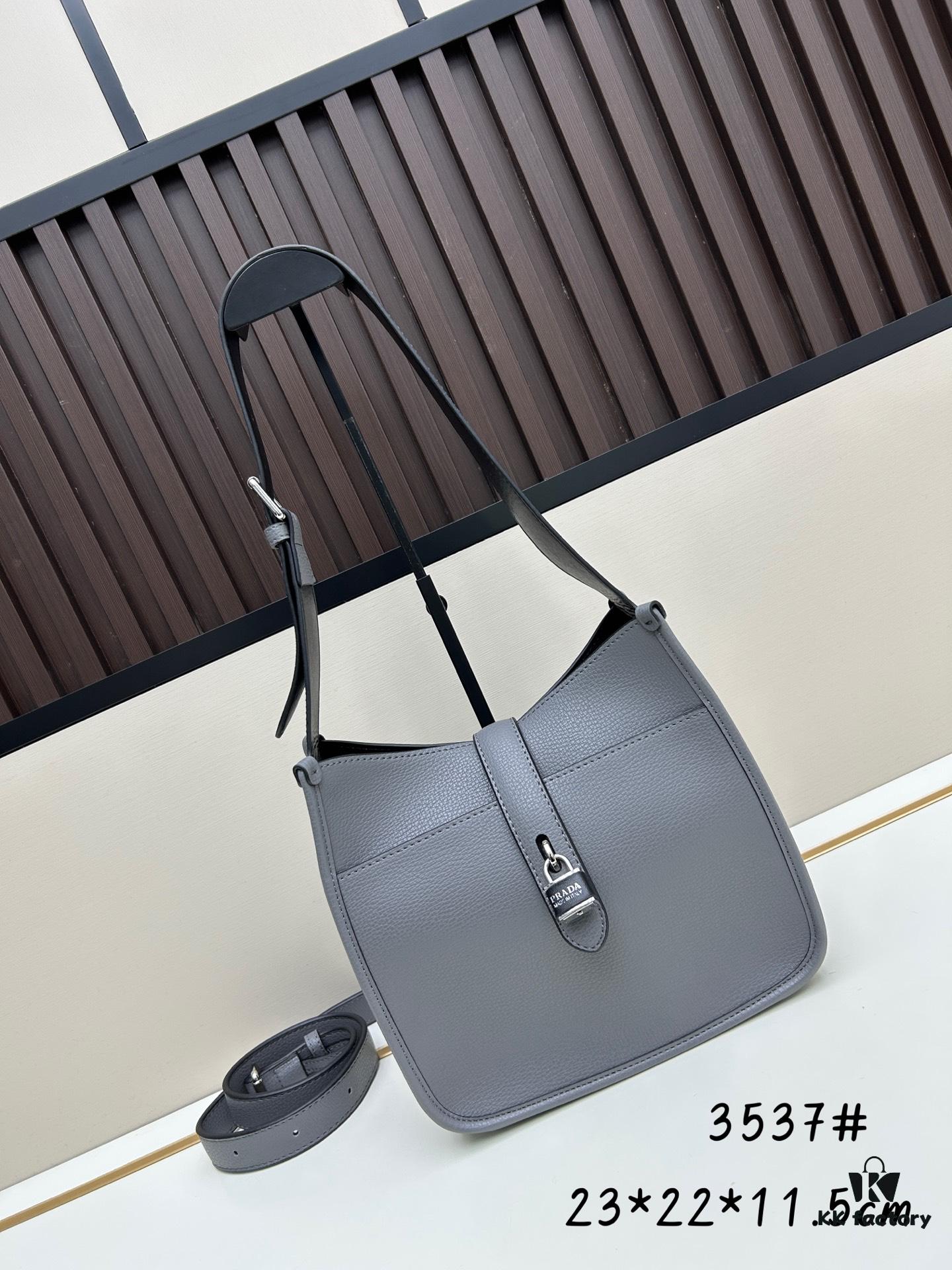 Exclusive Launch - High-Quality Prada-style Lock Bag 2025 Fashion New Arrival Celebrity Match