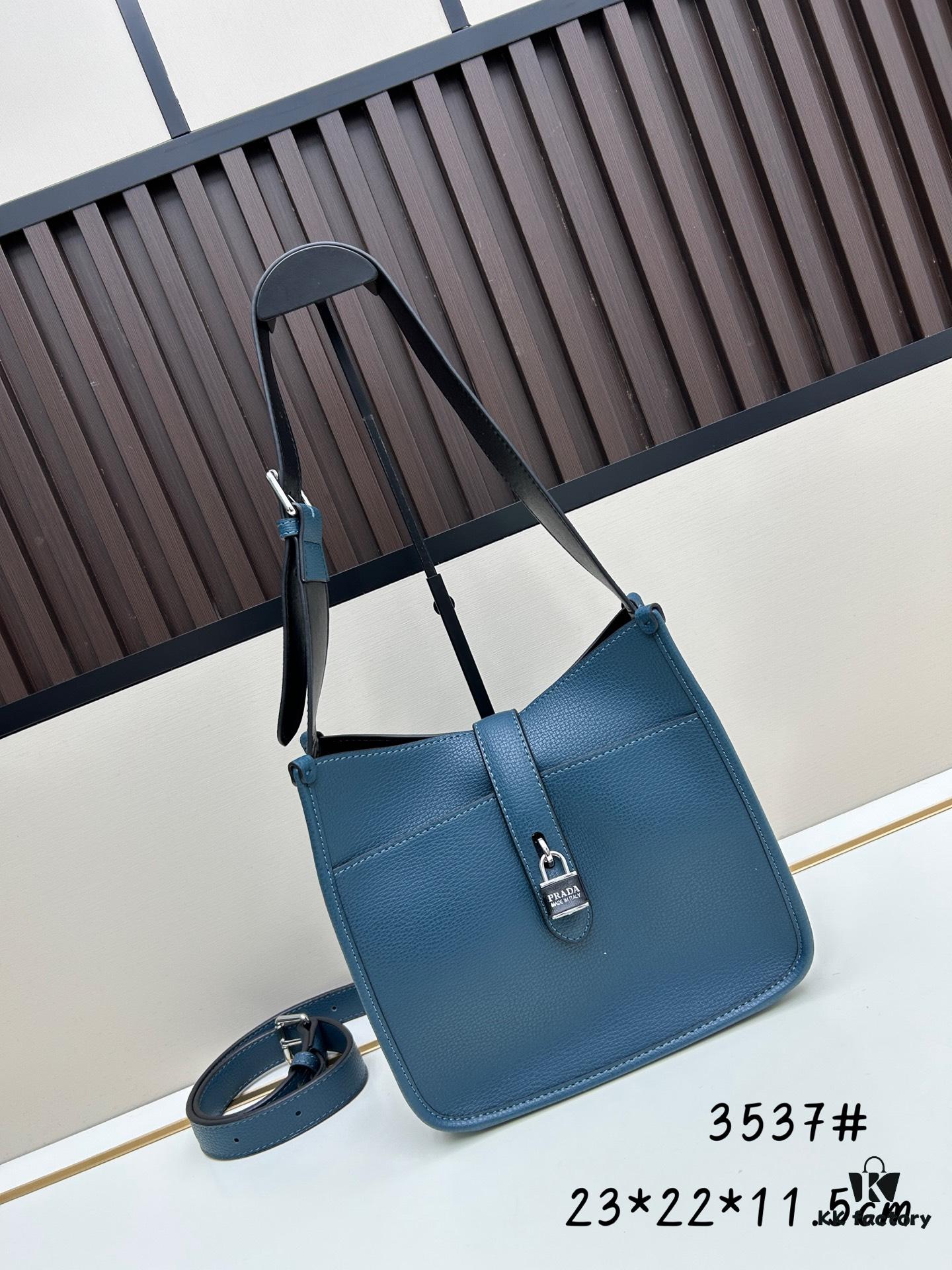 Exclusive Launch - High-Quality Prada-style Lock Bag 2025 Fashion New Arrival Celebrity Match
