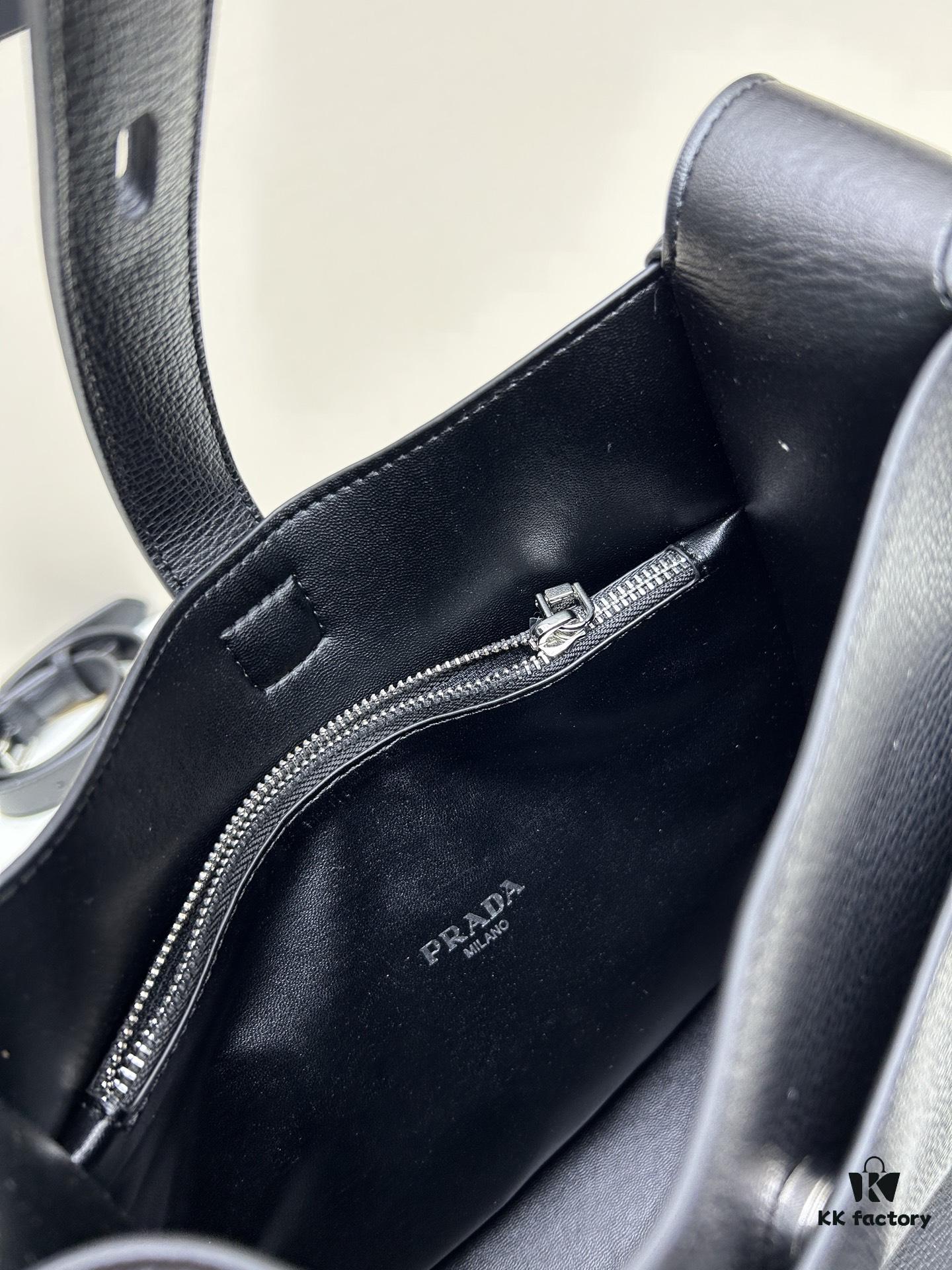 6930be0e6e68136f4d9aecfa Exclusive Launch - High-Quality Prada-style Lock Bag 2025 Fashion New Arrival Celebrity Match
