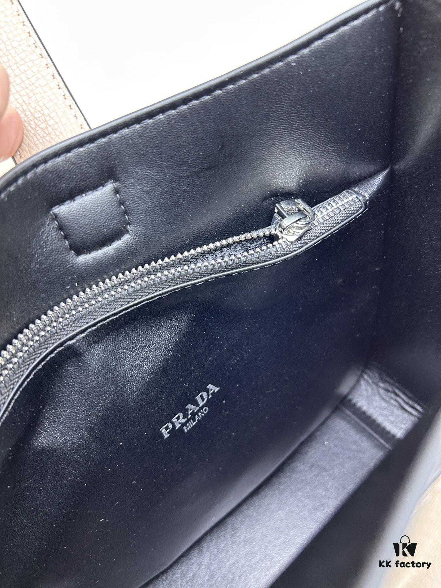 6930be1d6e68136f4d9aed10 Exclusive Launch - High-Quality Lock Bag 2025 Fashion New Arrival Prada (PRADA) Celebrity Style