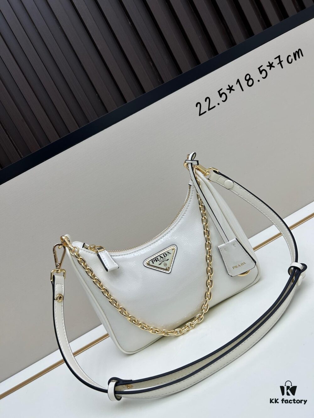 6930be5a6e68136f4d9aed6c PRADA Re-Edition NaplaK Women's Shoulder or Crossbody Bag in Enamel-Finished Calfskin with Box 🎁