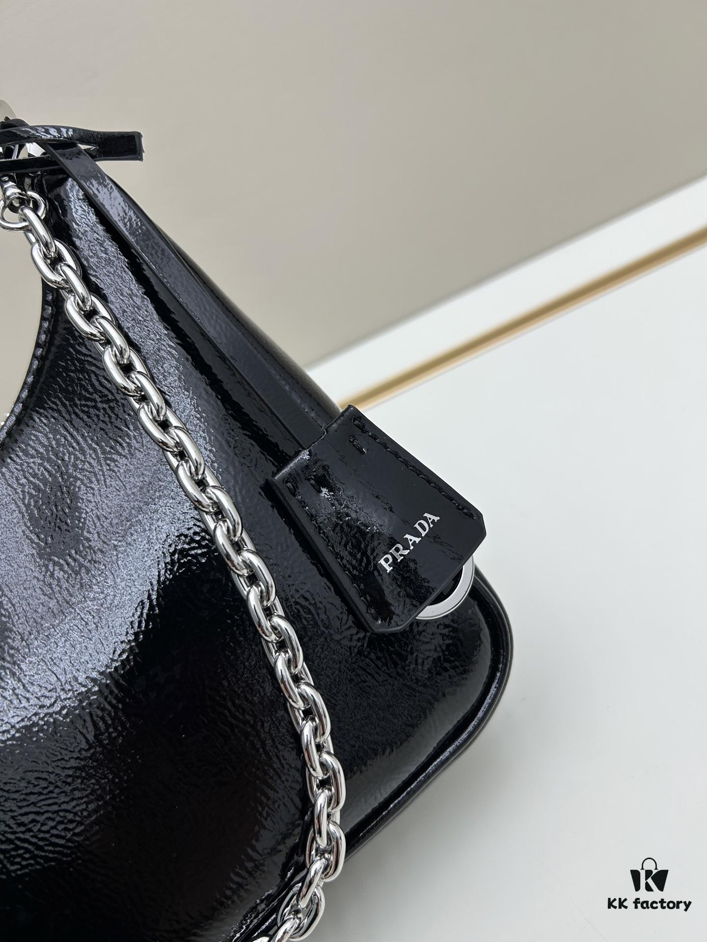 6930be5f6e68136f4d9aed74 PRADA Re-Edition NaplaK Women's Shoulder or Crossbody Bag in Enamel Leather with Box 🎁