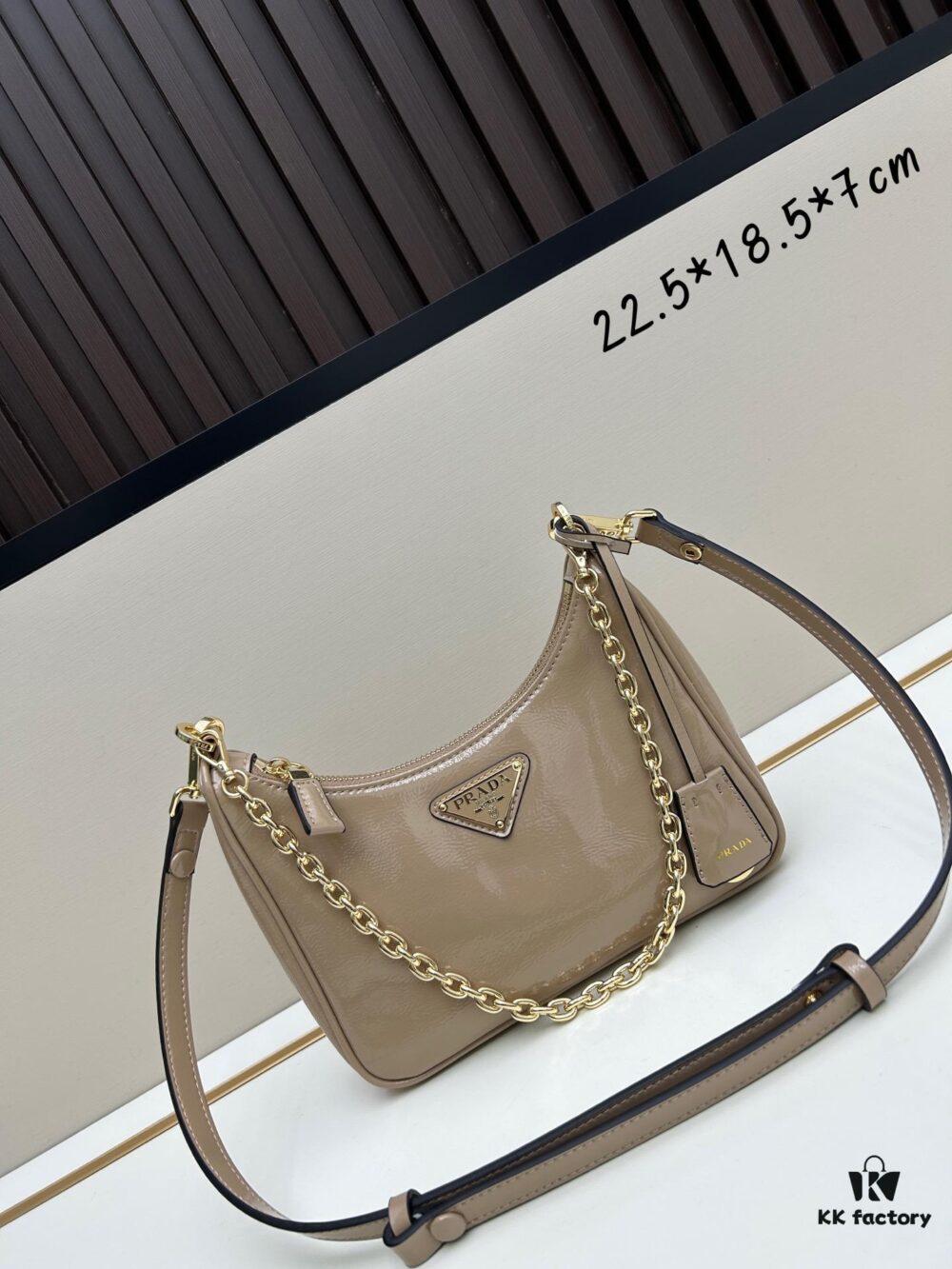 6930be666e68136f4d9aed7e PRADA Re-Edition NaplaK Women's Shoulder or Crossbody Bag in Enamel-Finished Calfskin with Box 🎁
