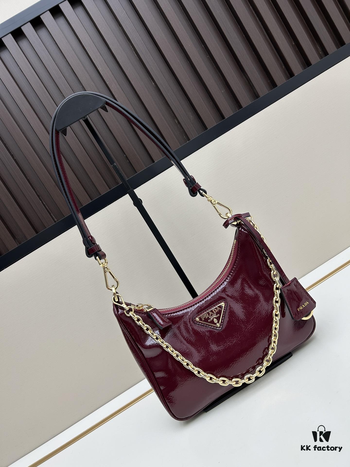 6930be6c6e68136f4d9aed88 PRADA Re-Edition NaplaK Women's Shoulder or Crossbody Bag in Enamel Leather with Box 🎁