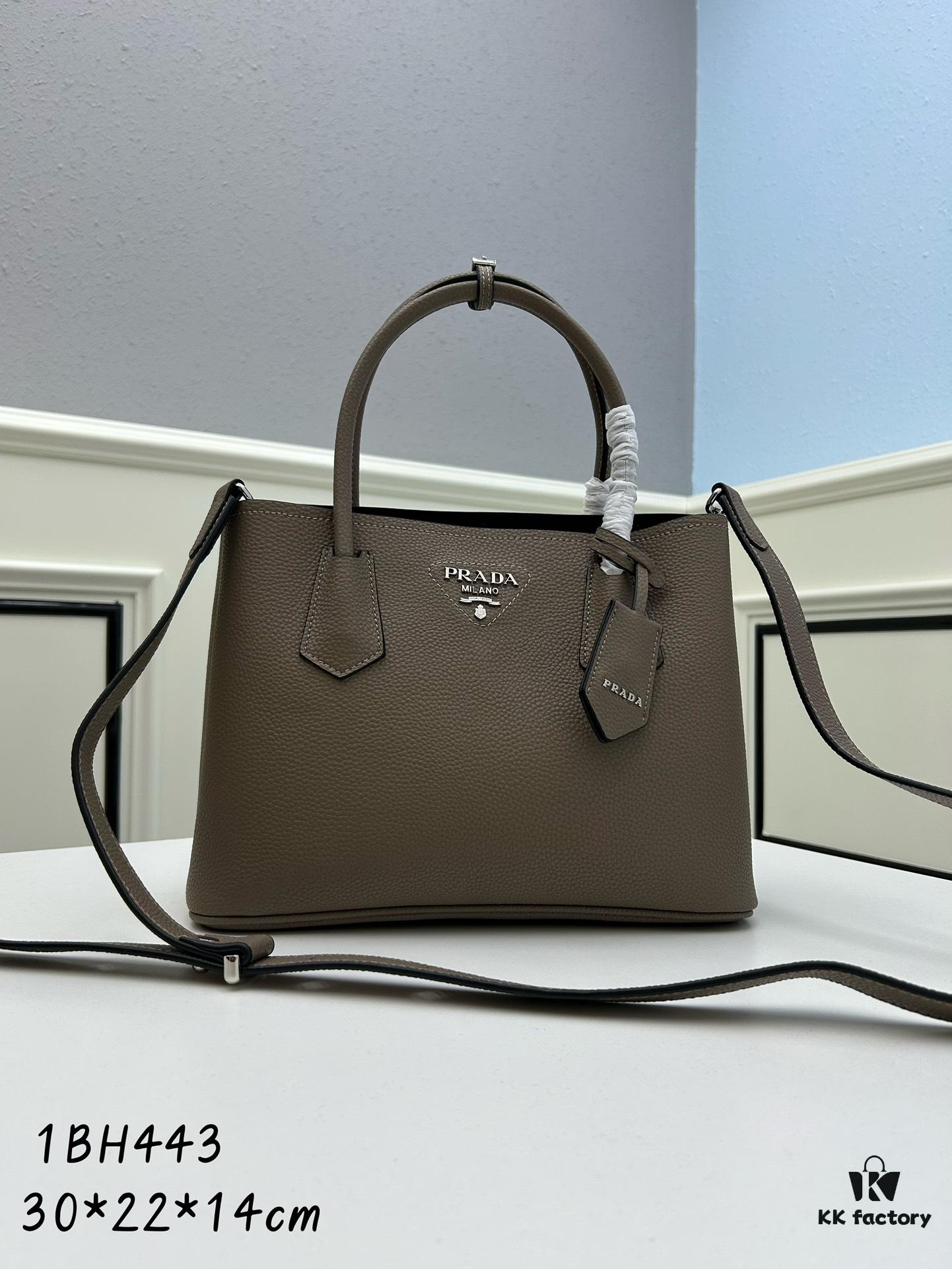 6930be7e6e68136f4d9aeda6 Upgraded Large Size 🌹 Prada PRADA New Arrival (Large Version) Fine Litchi Grain Calfskin Handbag 2023 DoubleBag Collection