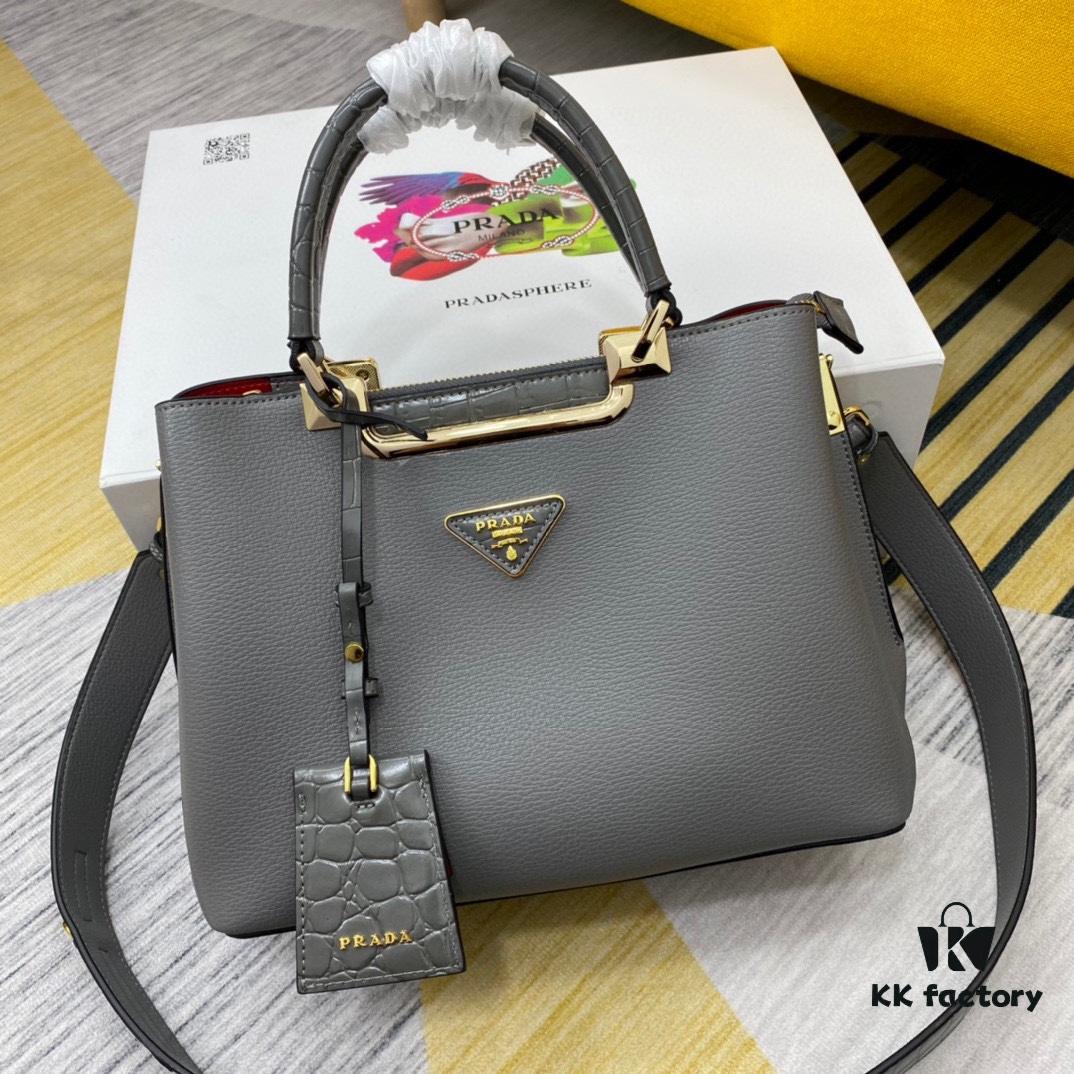 6930bedd6e68136f4d9aee39 2020 New Arrival PRADA Handbag Model 66152 Size 30*22*14