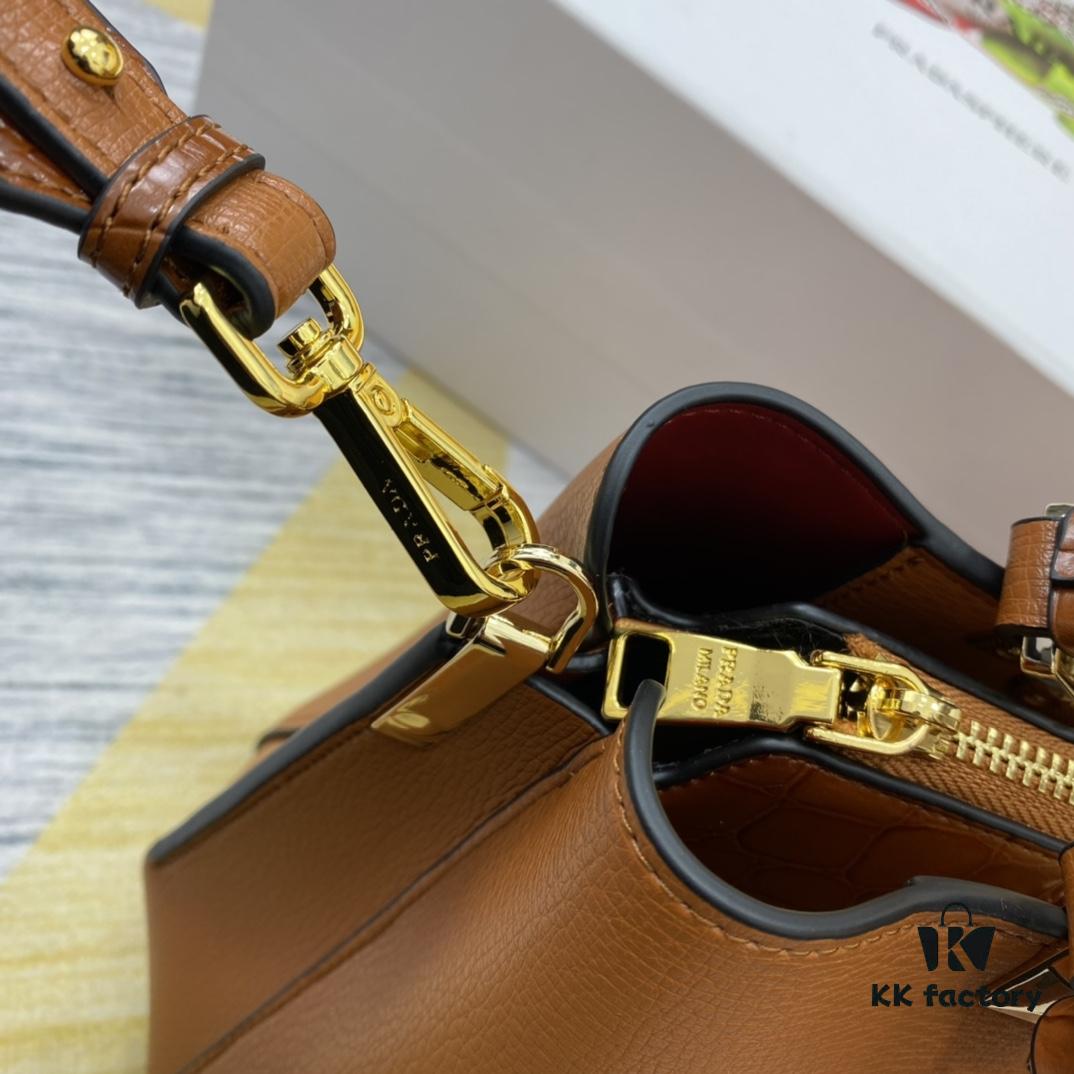 6930befe6e68136f4d9aee79 2020 New Arrival PRADA Style 66152 Genuine Calfskin with Shiny Crocodile Texture Large Capacity Handbag