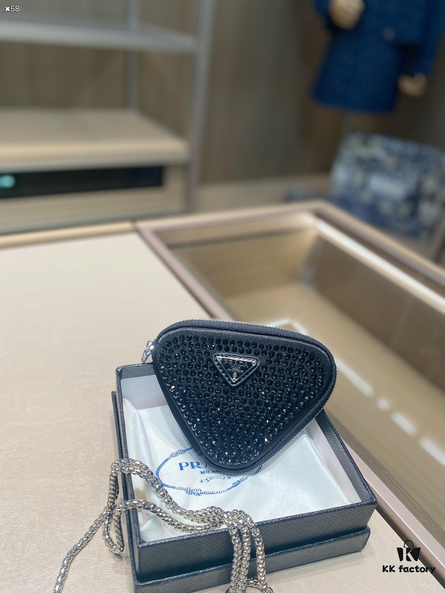 6930bf1c6e68136f4d9aeeac Prada Chain Triangle Bag, Clutch Wallet, 14.2 x 11 cm, Gift Box Included 🎁