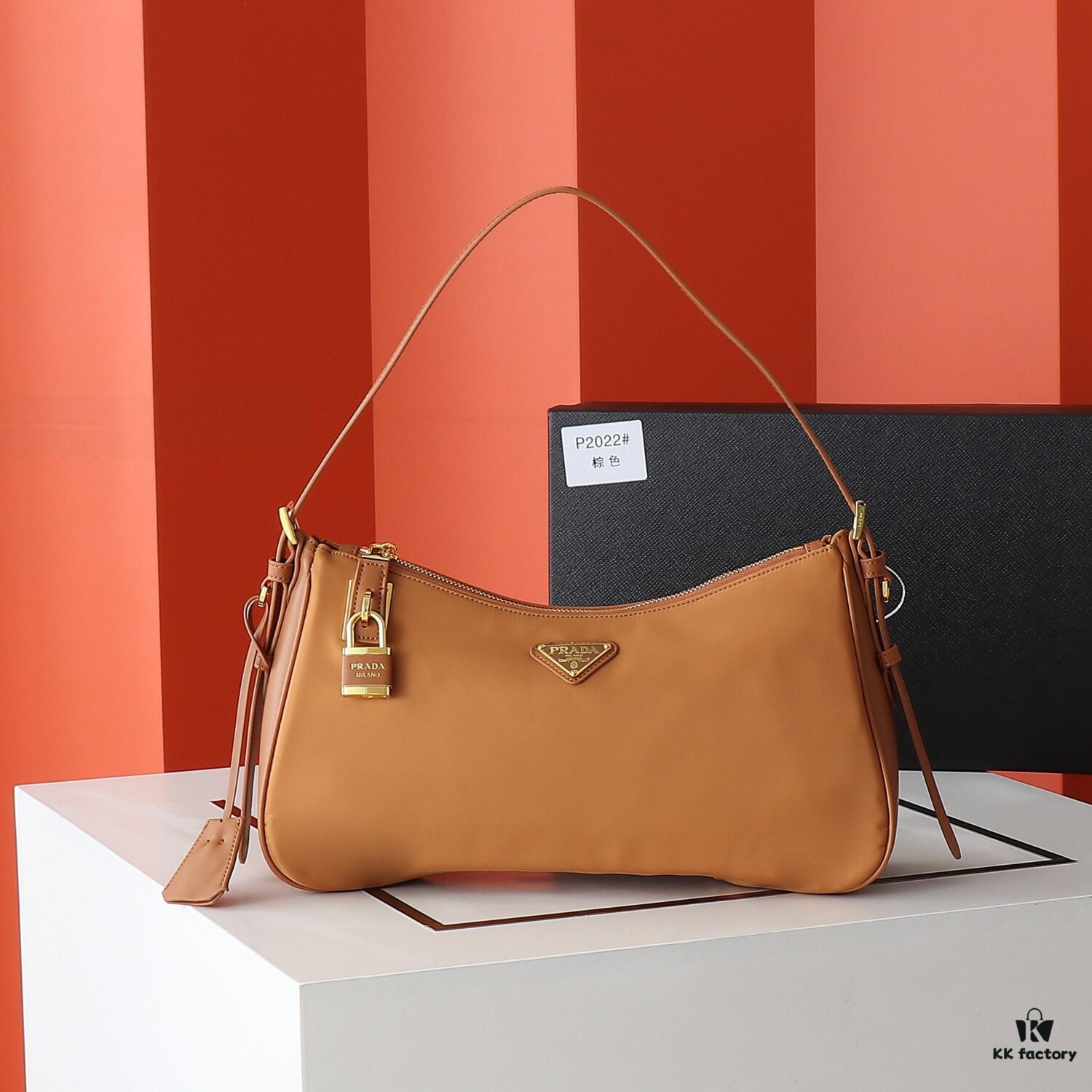 6930bf406e68136f4d9aeedd PRADA - Latest Model Handbag / Nylon Lock Bag, Synchronized with Official Website, Made from Original Imported Waterproof Fabric with Authentic Hardware, Exquisite Craftsmanship, Comfortable Touch, OEM by 175, Original Quality, Size: 34/19.5/10cm, Model 2020