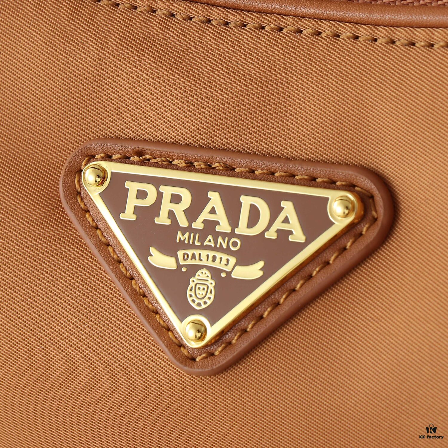 6930bf446e68136f4d9aeee4 PRADA - Latest Model Handbag / Nylon Lock Bag, Synchronized with Official Website, Made from Original Imported Waterproof Fabric with Authentic Hardware, Exquisite Craftsmanship, Comfortable Touch, OEM by 175, Original Quality, Size: 34/19.5/10cm, Model 2020