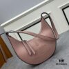 PRADA New Arrival French Elegance Winter Casual Handbag - Stylish and Versatile Design