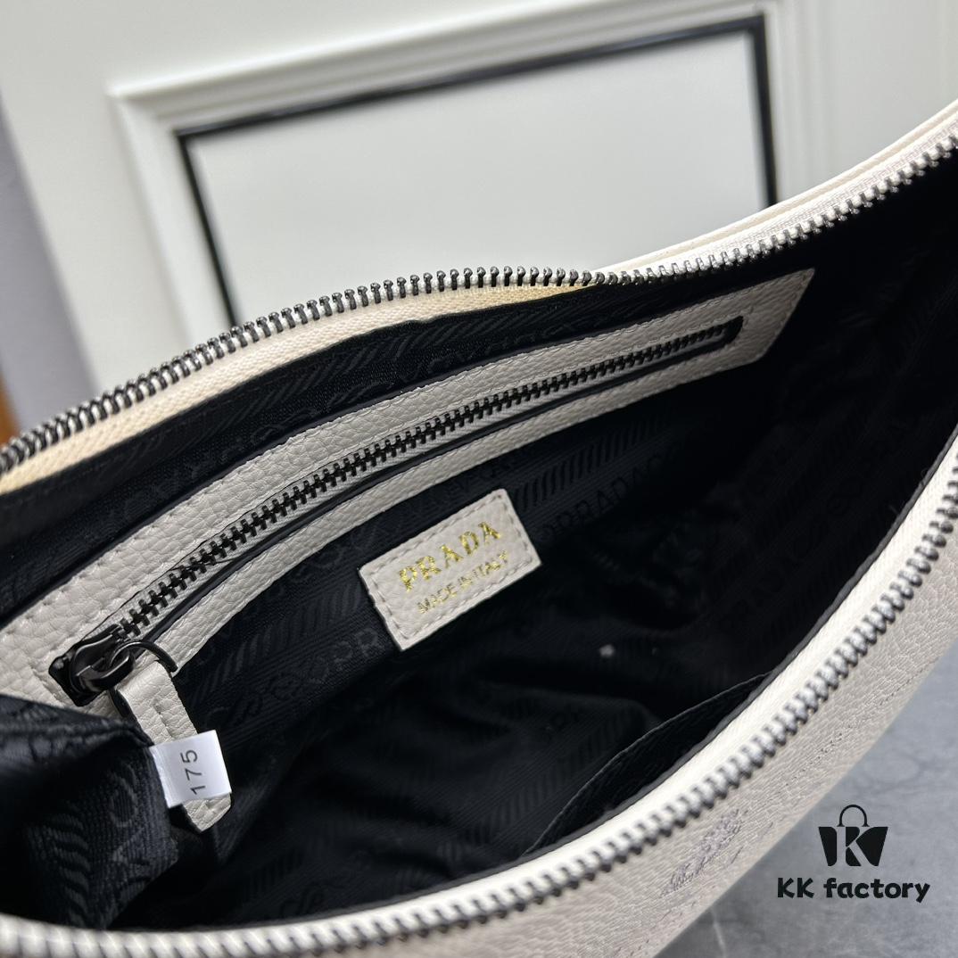 6930c0306e68136f4d9af078 PRADA New Arrival French Elegance Winter Casual Style Unique and Stylish Handbag