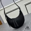 6930c0346e68136f4d9af080 Prada PRADA New Arrival Launch