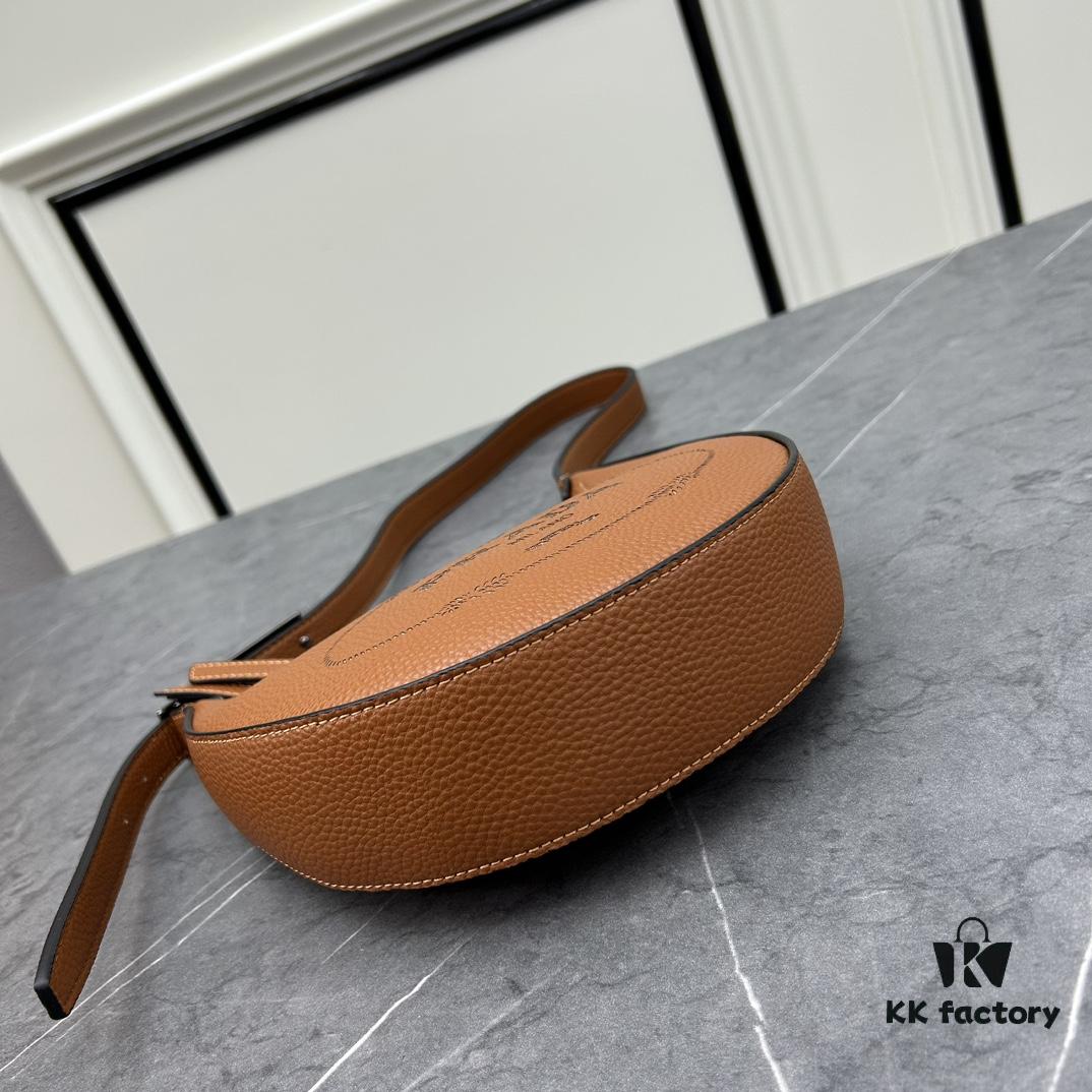 6930c03f6e68136f4d9af092 PRADA New Arrival French Elegance Winter Casual Handbag - Stylish and Versatile Design