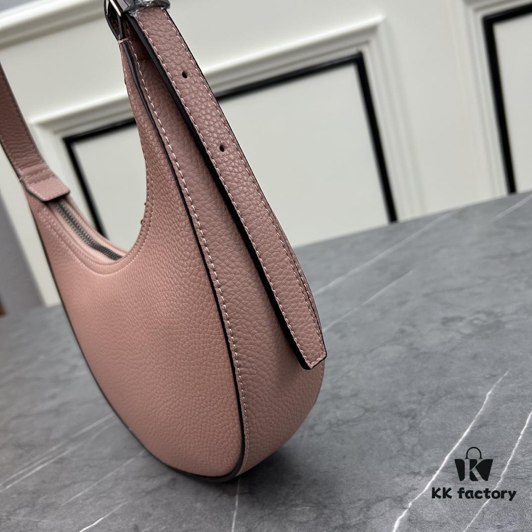6930c0456e68136f4d9af09e Prada PRADA New Arrival Launch