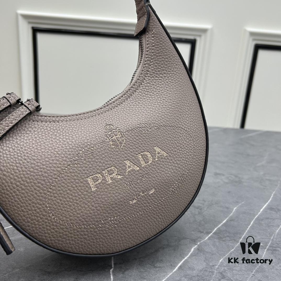 6930c0486e68136f4d9af0a3 PRADA New Arrival French Elegance Winter Casual Handbag - Small Size 5003S