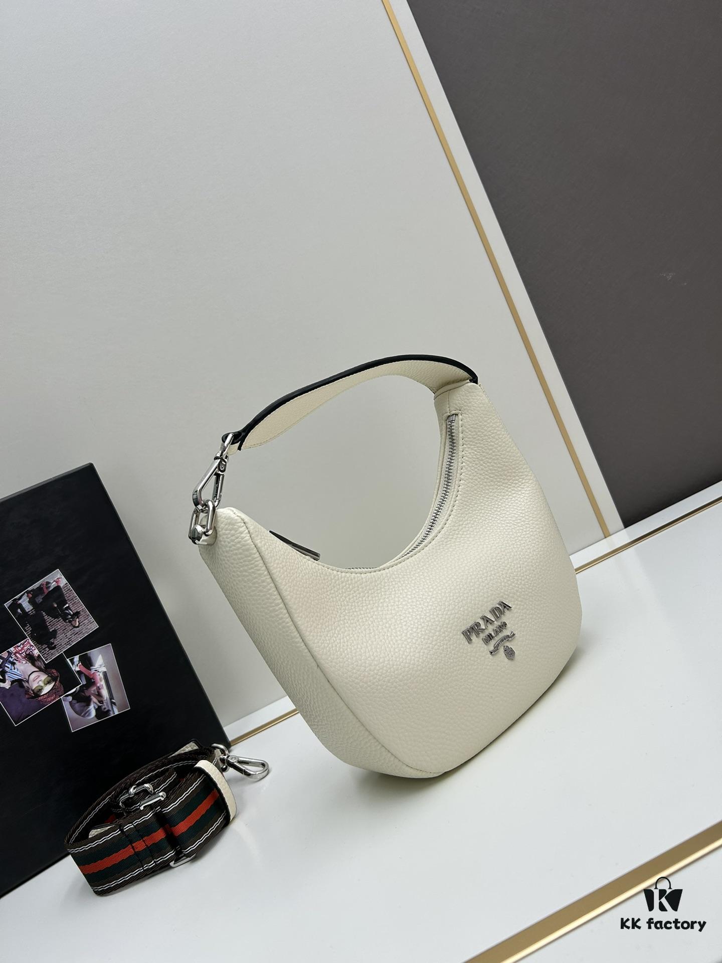 6930c09a6e68136f4d9af137 PRADA Underarm Bag - French Elegance, Fashionable and Versatile
