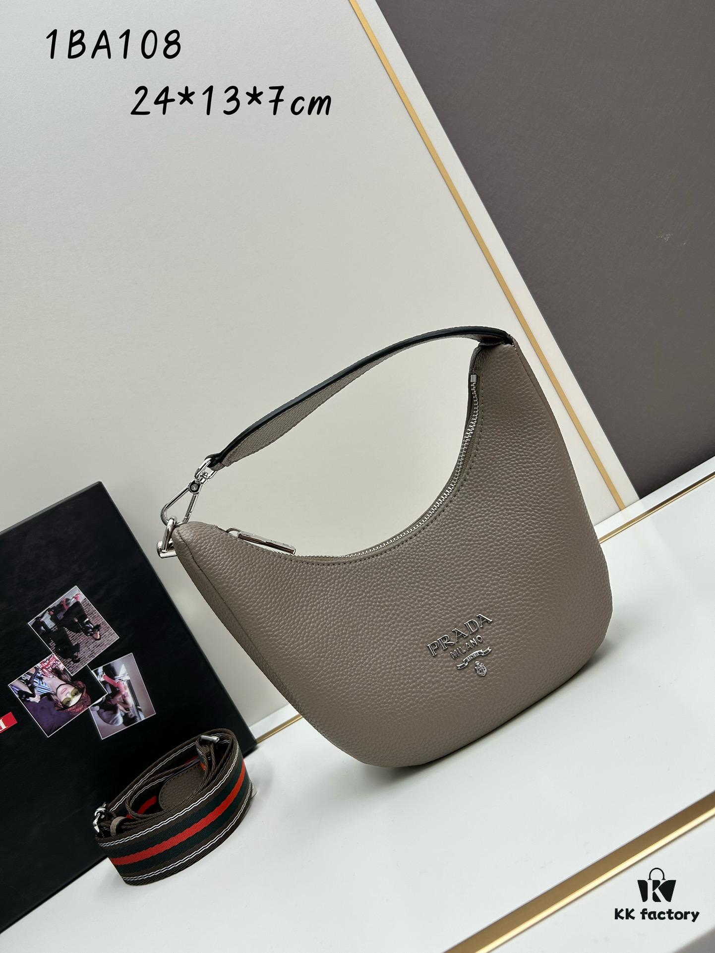 6930c09e6e68136f4d9af13d PRADA Underarm Bag - French Elegance, Stylish and Versatile