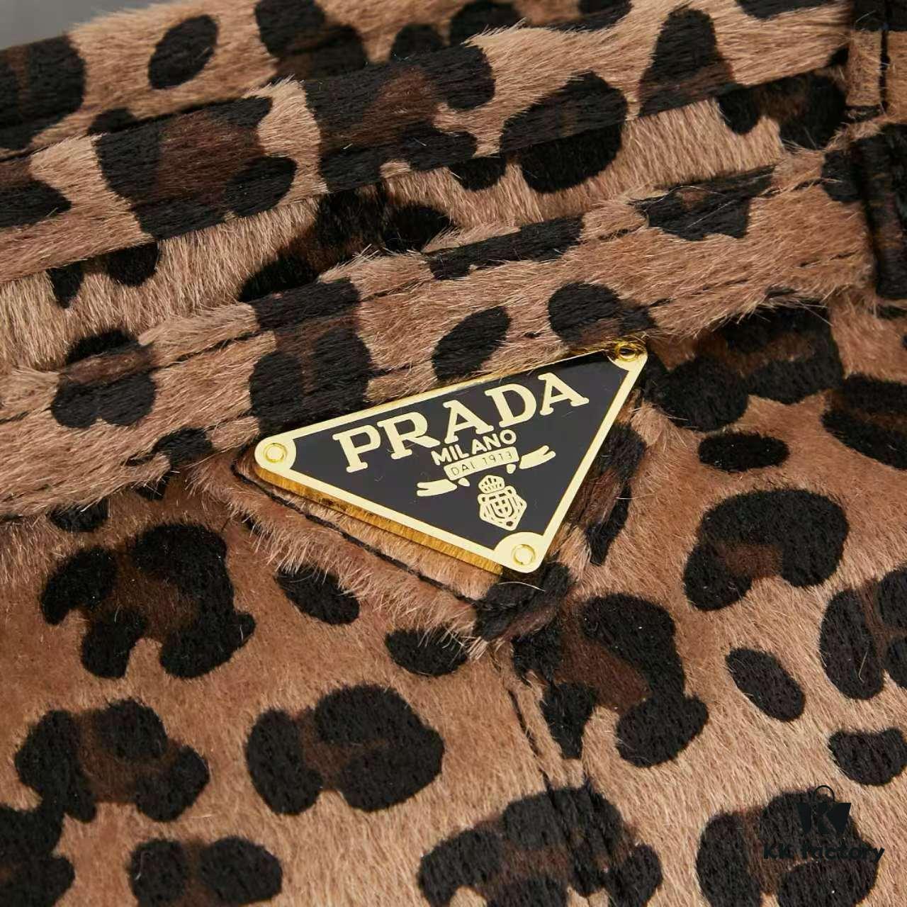 6930c0cc6e68136f4d9af181 Prada Holidays ✨ This year's Holiday collection is absolutely stunning! The new leopard-print horsehair material on the best-selling bag design embodies wild elegance. The classic lamb wool and black velvet styles are must-have pieces for the holiday season.