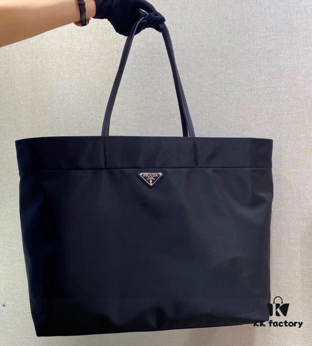 6930c0d46e68136f4d9af192 Prada Shopping Tote