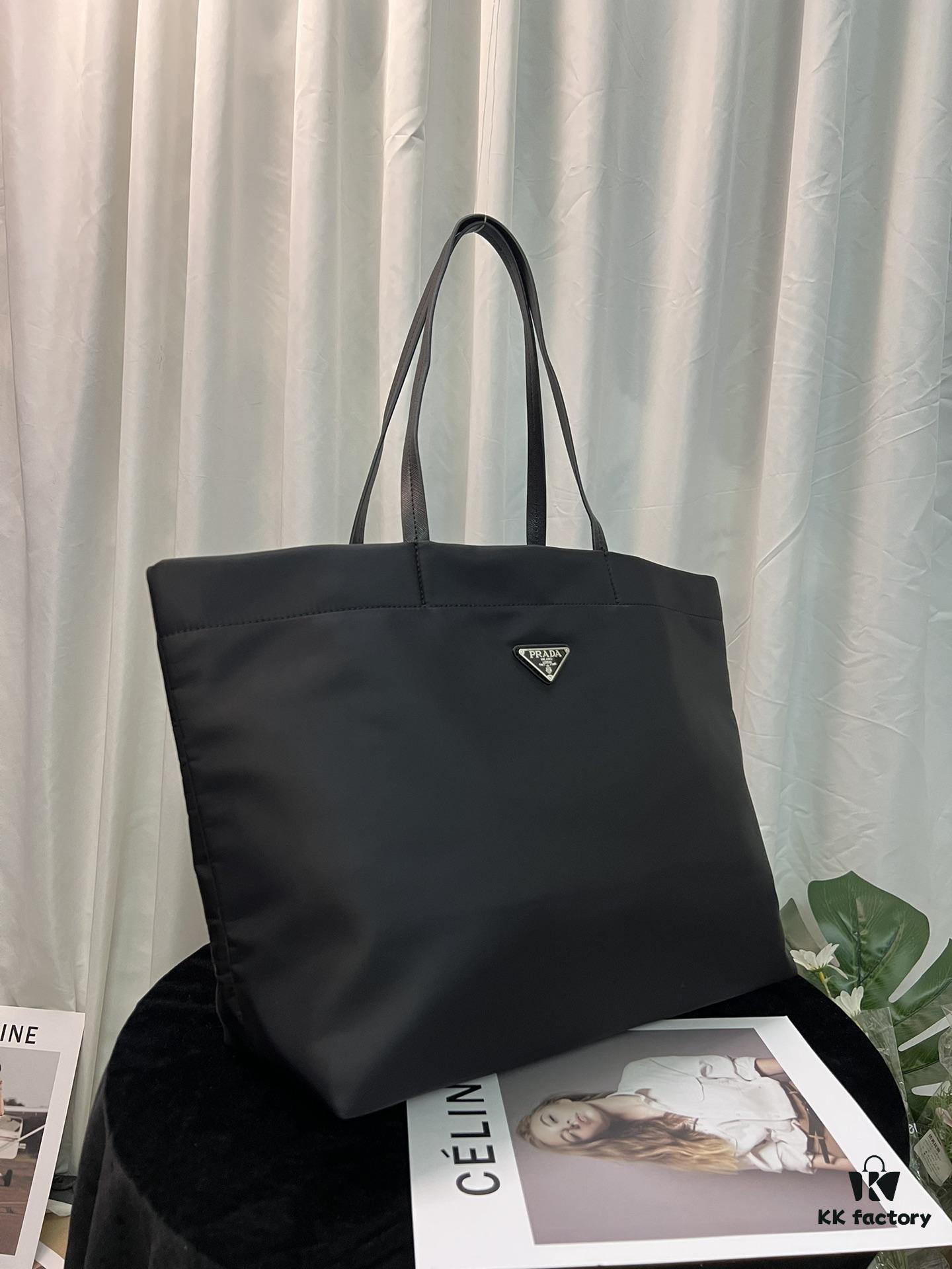 6930c0d96e68136f4d9af19c Prada Shopping Tote