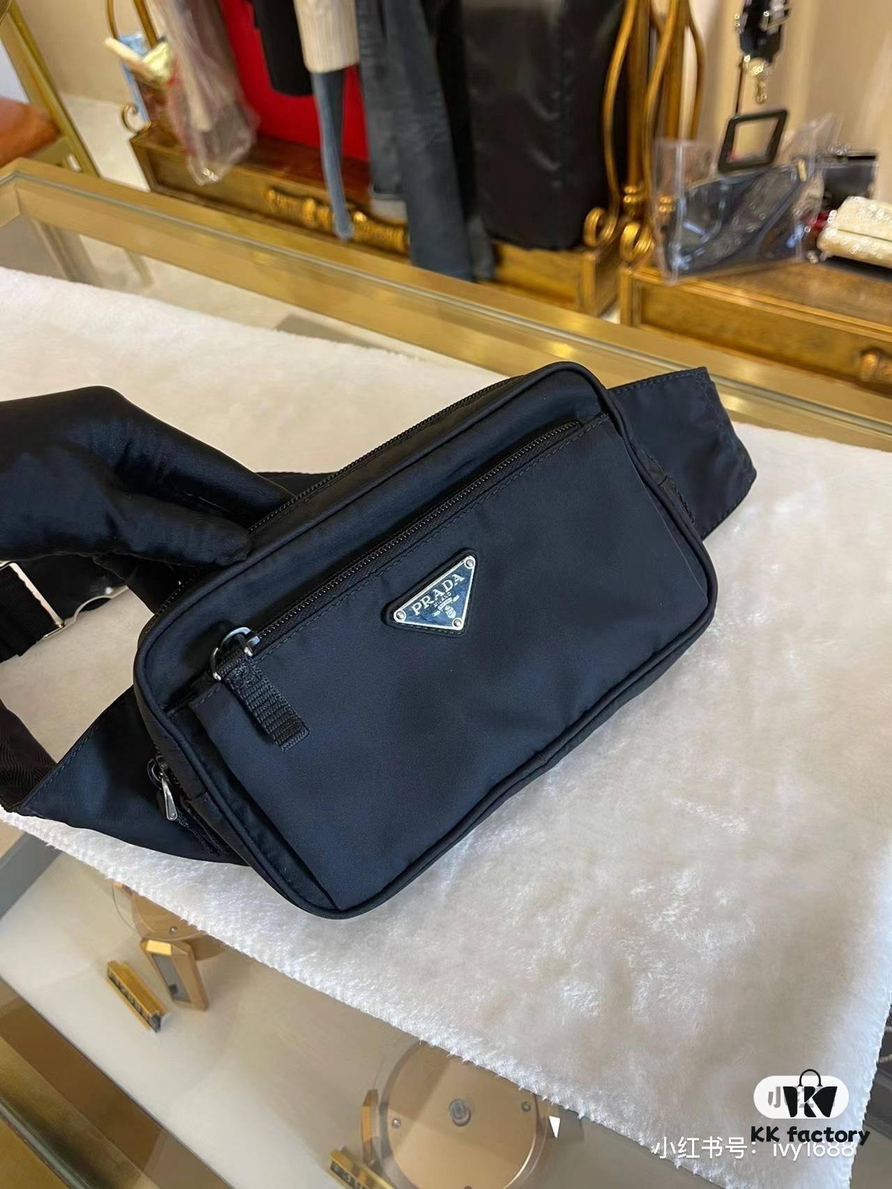 Prada Latest Model, High-End and Elegant, Fashionable and Stylish, Premium Waterproof Fabric, Super Practical