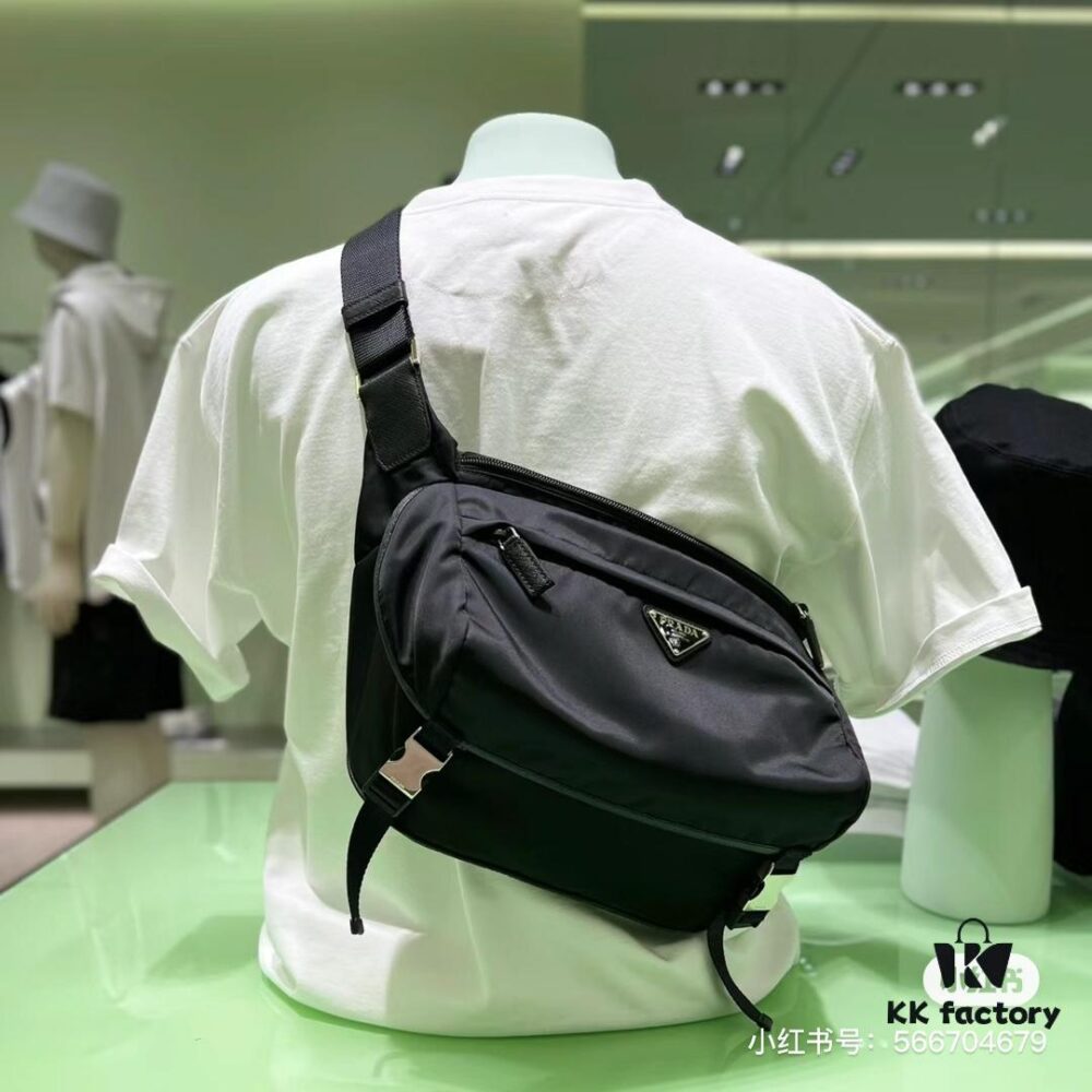 6930c0f86e68136f4d9af1d0 PRADA Official Website Version, Real Photo Shoot, Best-Selling Shoulder Crossbody Bag, Original Imported Fabric with Authentic Hardware, Precision Craftsmanship, Original Quality + 175 Contractor, Black Color, Model 991 = Size: W28 x H20 x D15