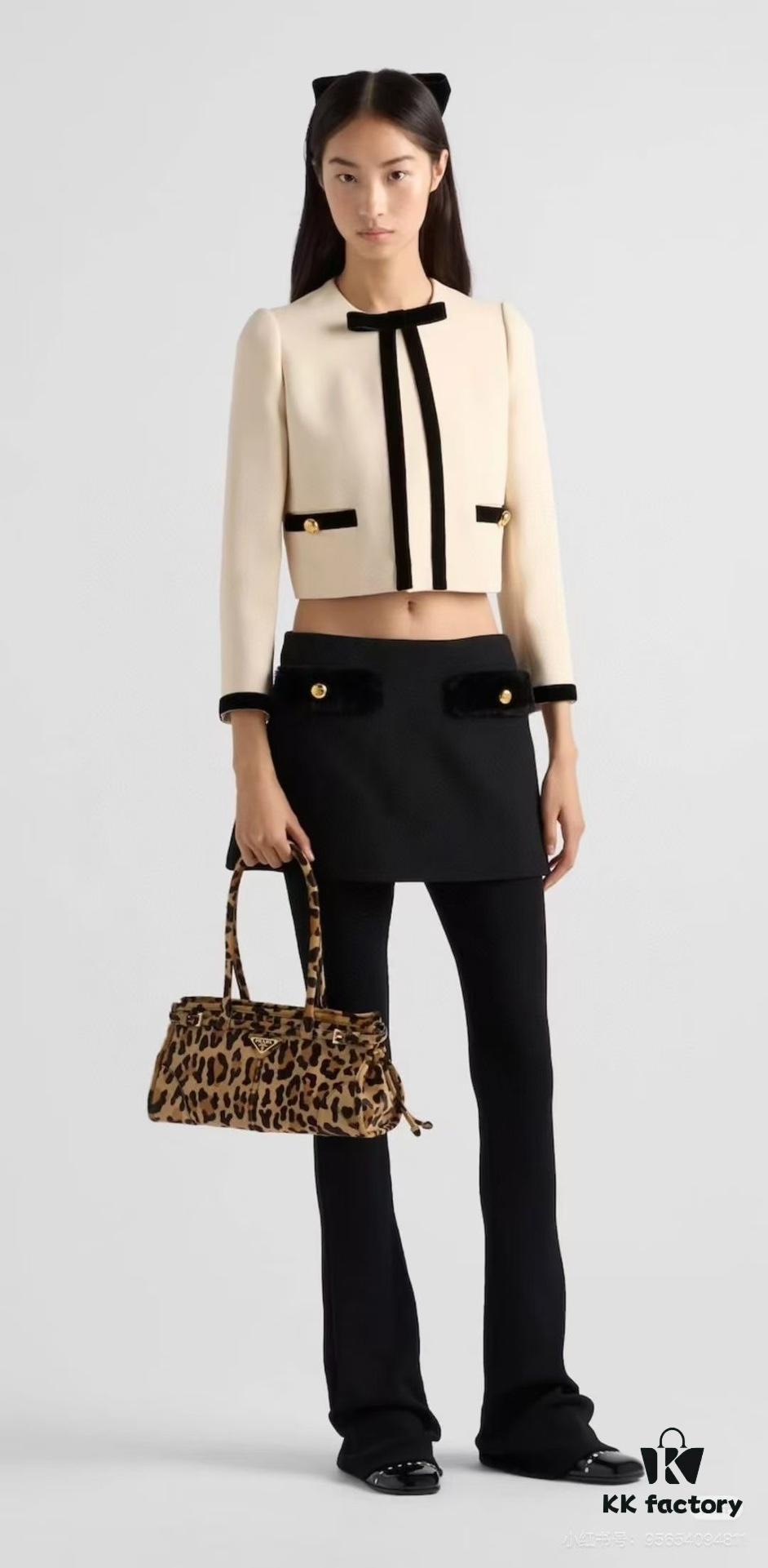 6930c0fe6e68136f4d9af1da Prada Holidays ✨||| This year's Holiday collection is absolutely stunning—featuring the new leopard-print pony hair version of the best-selling bag, a wild expression of boldness. The classic lamb fur and black velvet styles remain must-have pieces for holiday season essentials.