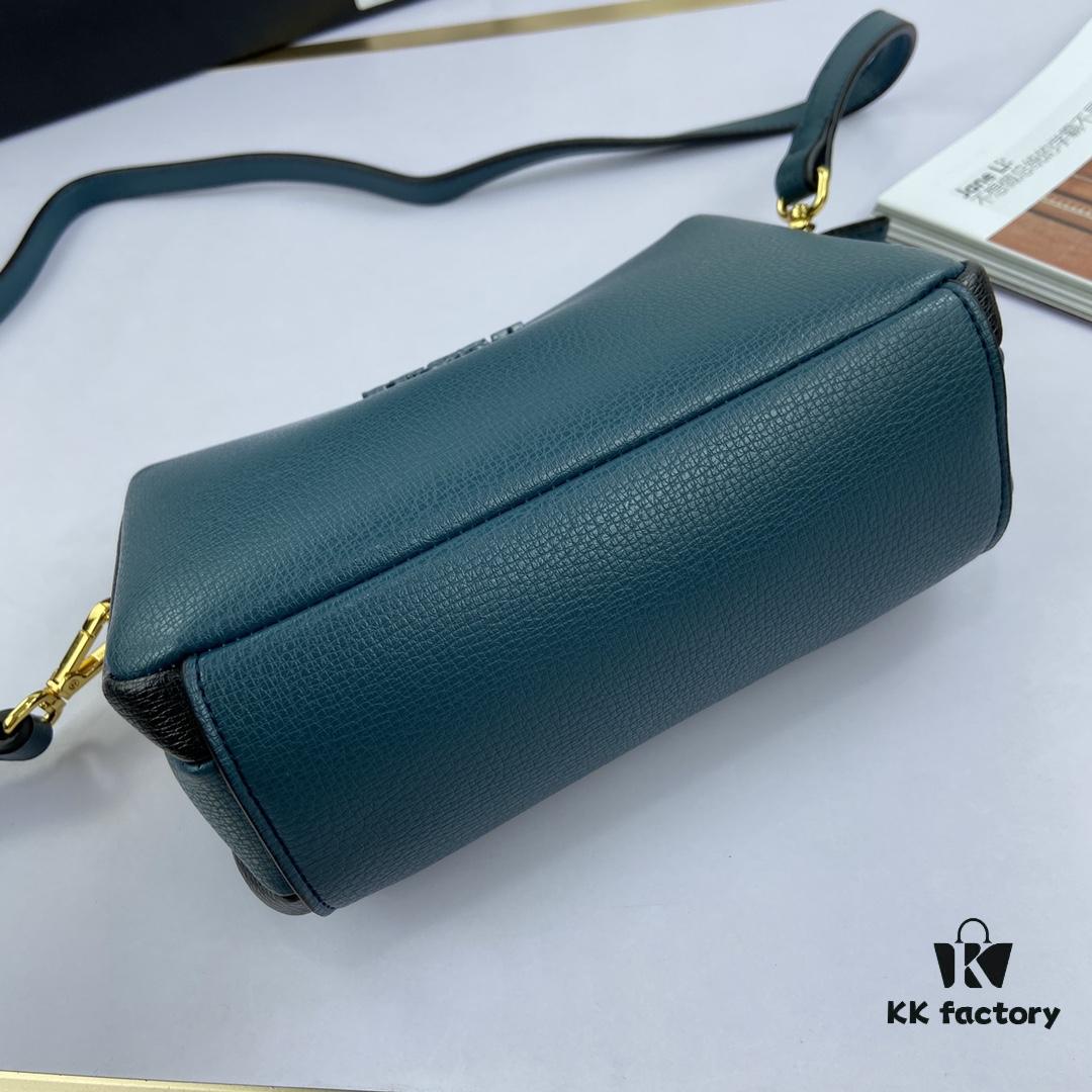 New Prada Flip Shoulder Crossbody Bag Model 66136 with Two Straps, Striped Strap Genuine Leather Handbag, 2019 Summer Fashion Women's Bag