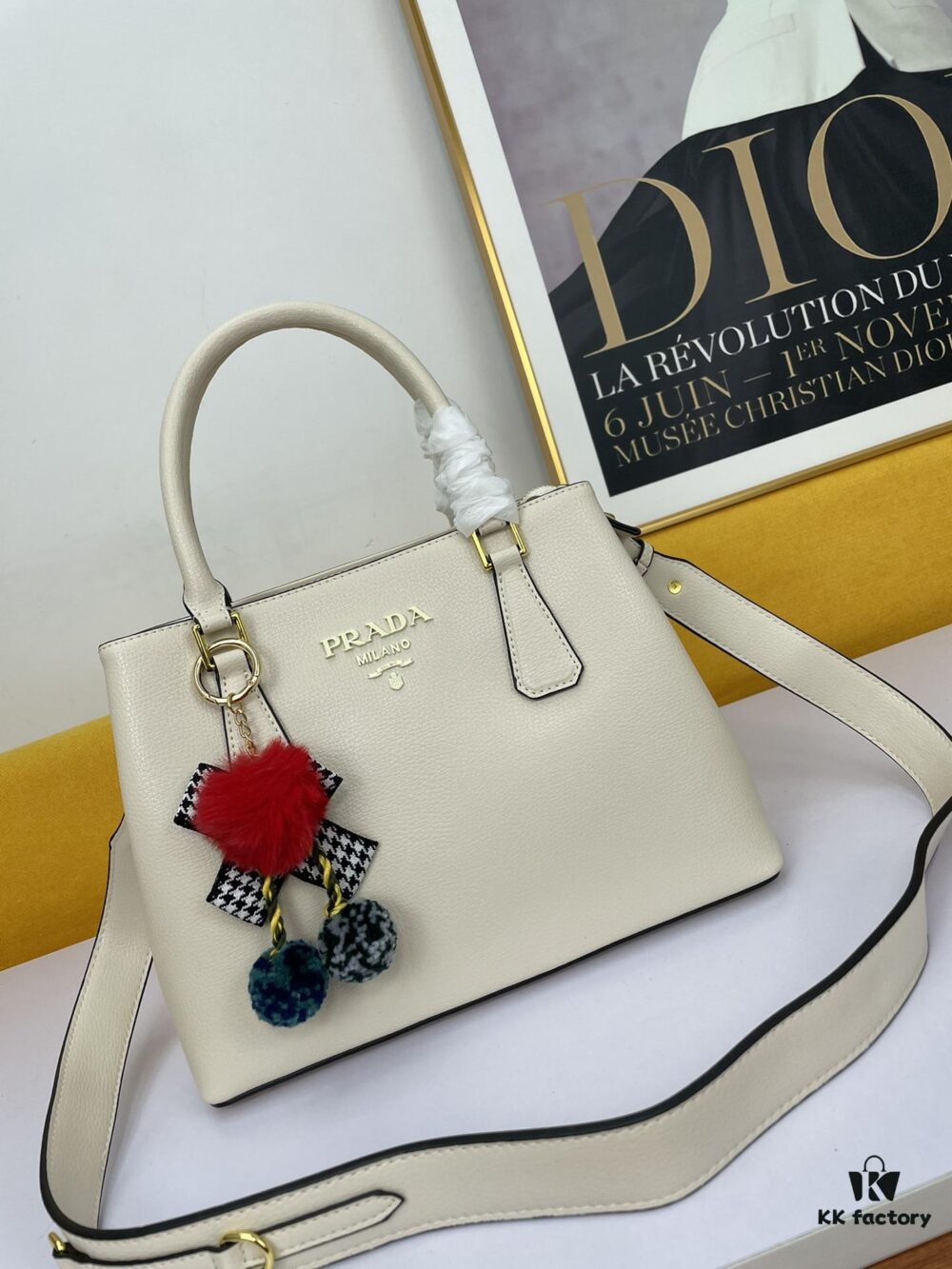 6930c14a6e68136f4d9af24d New Arrival 340🔥 Original High-Quality Prada 2020 Mouse Year Edition 🐭 Elegant Minimalist Bestseller in Genuine Fine-Grained Calfskin with Light Gold Hardware