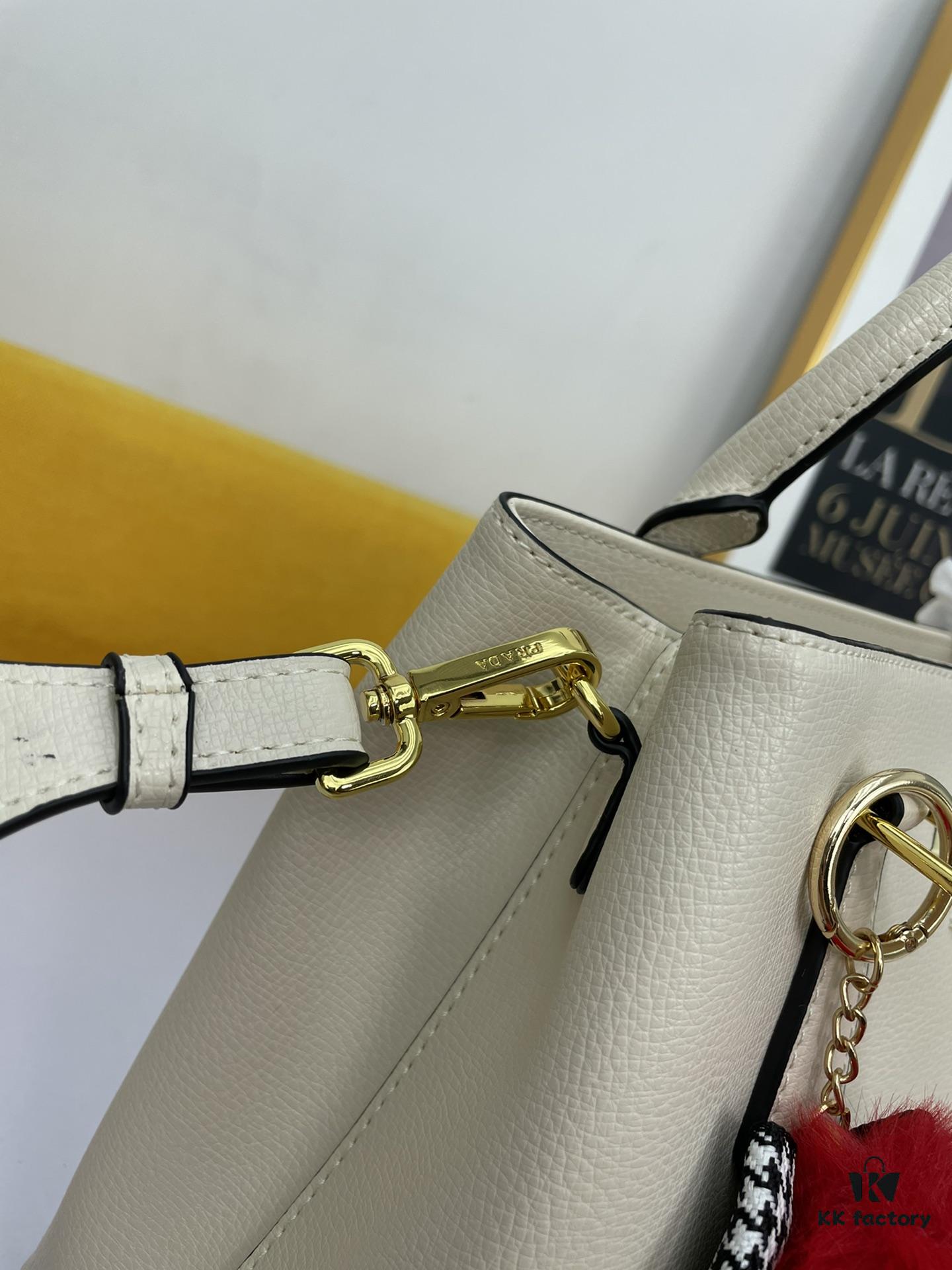 6930c14b6e68136f4d9af251 New Arrival 340🔥 Original High-Quality Prada 2020 Mouse Year Edition 🐭 Elegant Minimalist Bestseller in Genuine Fine-Grained Calfskin with Light Gold Hardware