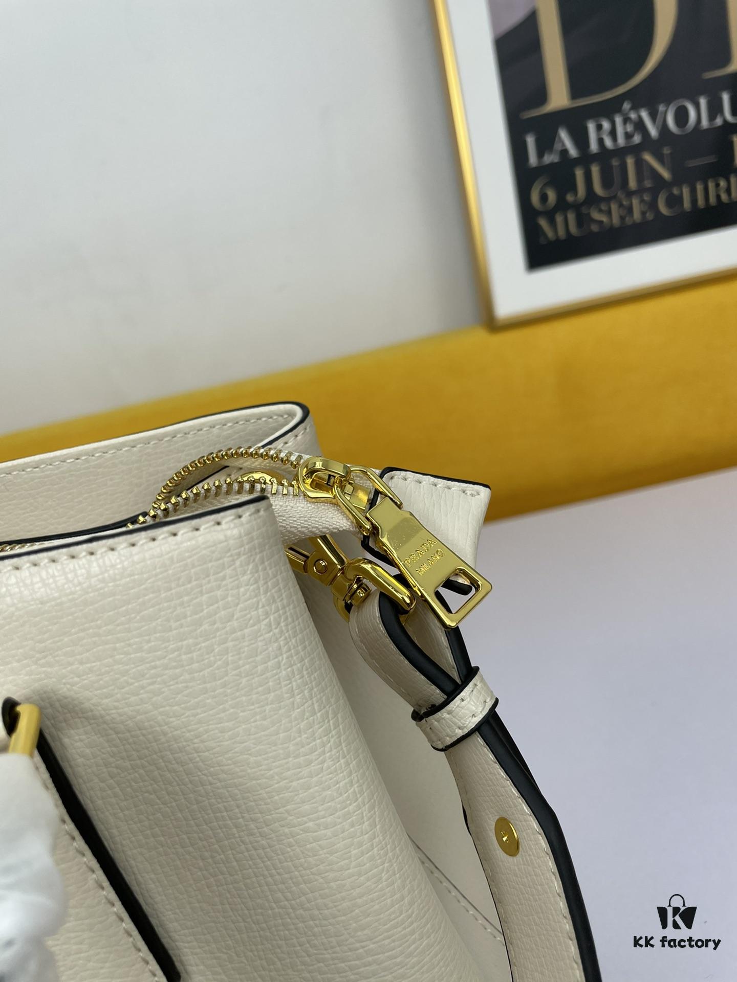 6930c1536e68136f4d9af25d New Arrival 340🔥 Original High-Quality Prada 2020 Mouse Year Edition 🐭 Elegant Minimalist Bestseller in Genuine Fine-Grained Calfskin with Light Gold Hardware