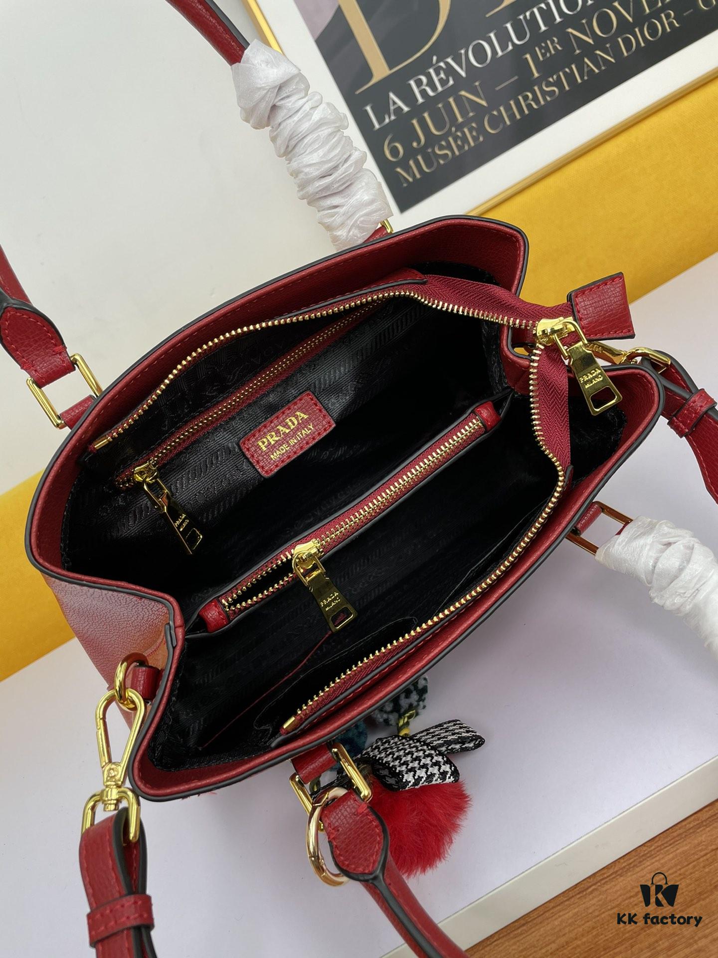 6930c1586e68136f4d9af263 New Arrival 340🔥 Original High-Quality Prada 2020 Mouse Year Edition 🐭 Timeless Classic Design, Bestselling Minimalist Style, Fine Grain Calfskin Leather, Light Gold Hardware