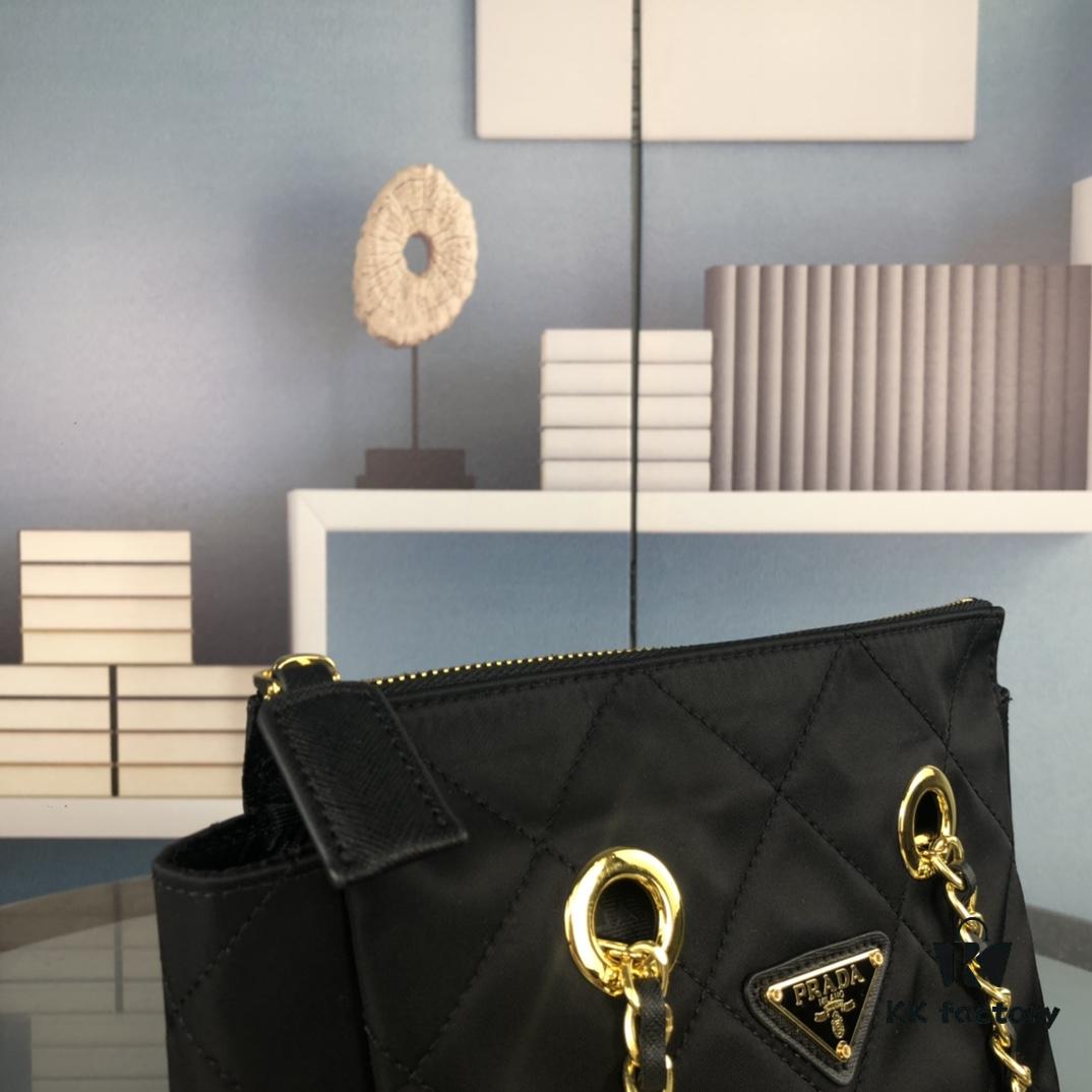 6930c1bb6e68136f4d9af2db PRADA Vintage Chain Bag - Retro Style, Original Parachute Fabric, Authentic Hardware, Versatile Fashion Accessory