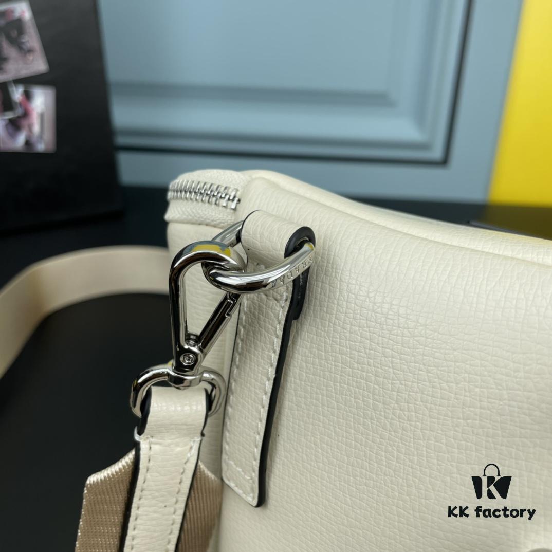 6930c2196e68136f4d9af35e PRADA New Arrival Counter Model (Triple Combination Full Leather) Shoulder Bag