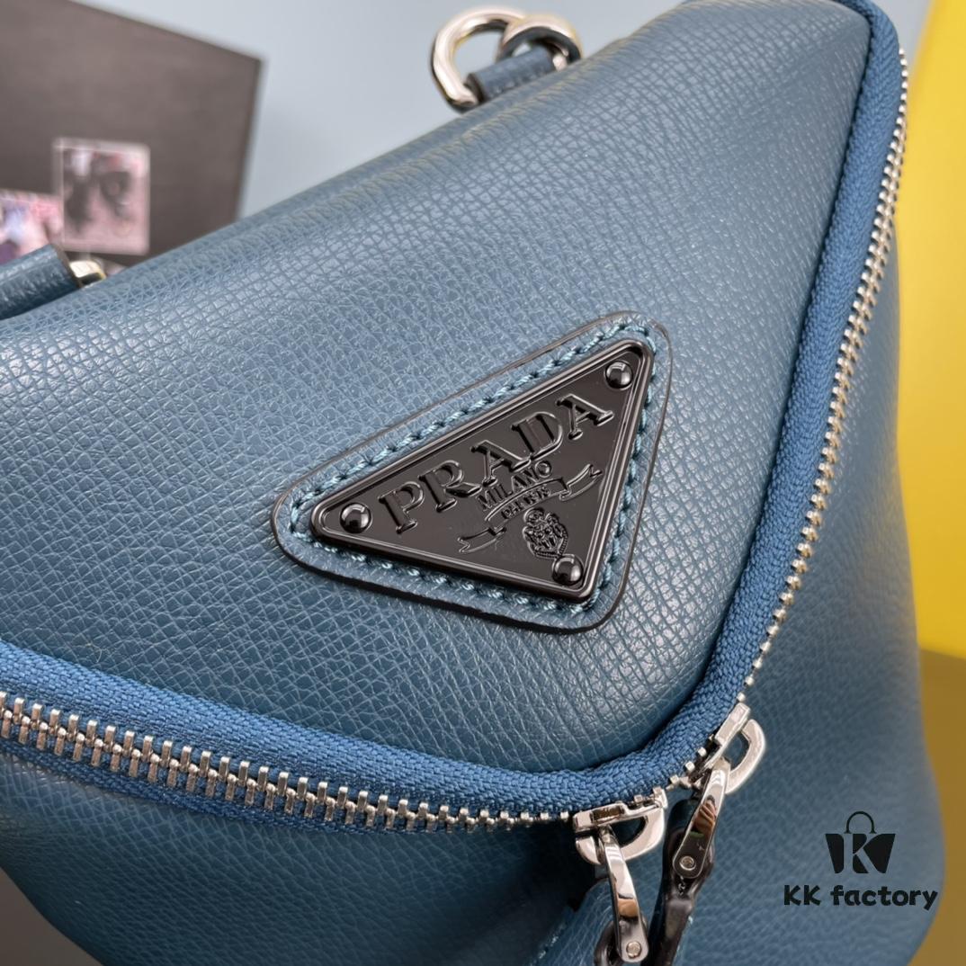 6930c22a6e68136f4d9af371 PRADA New Arrival Counter Style (Triple-Layer Full Leather) Shoulder Bag