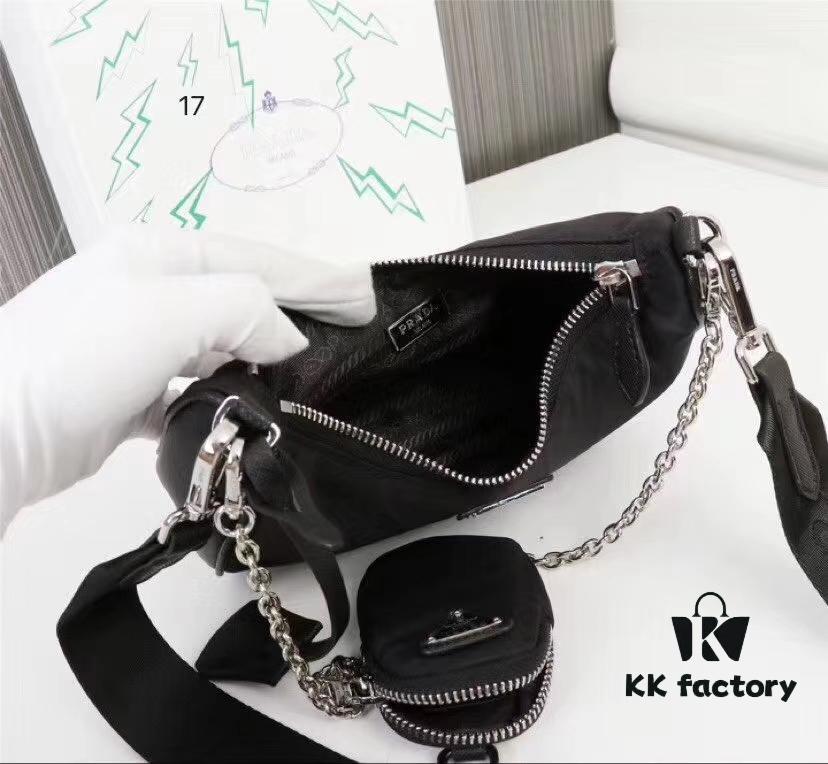 6930c2bb6e68136f4d9af42a Prada Re-Edition Hobo High Bag in Gift Box Packaging