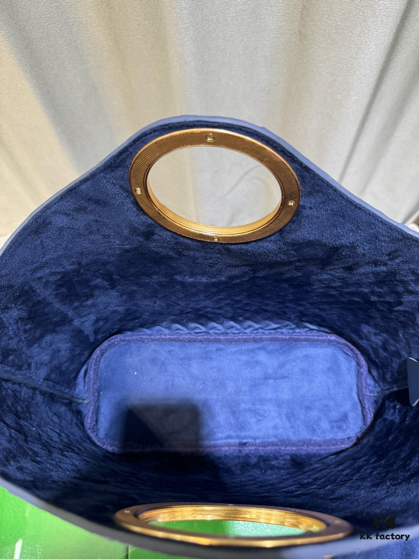 6930c3826e68136f4d9af5a8 BV Picnic Wicker Handbag, Bottega Veneta 2024 Early Autumn New Women's Vintage-Style Beautiful Tote Bag