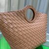 6930c3af6e68136f4d9af5f5 BV Picnic Woven Handbag, Bottega Veneta 24 Early Autumn New Women's Retro Style Beautiful Tote Bag