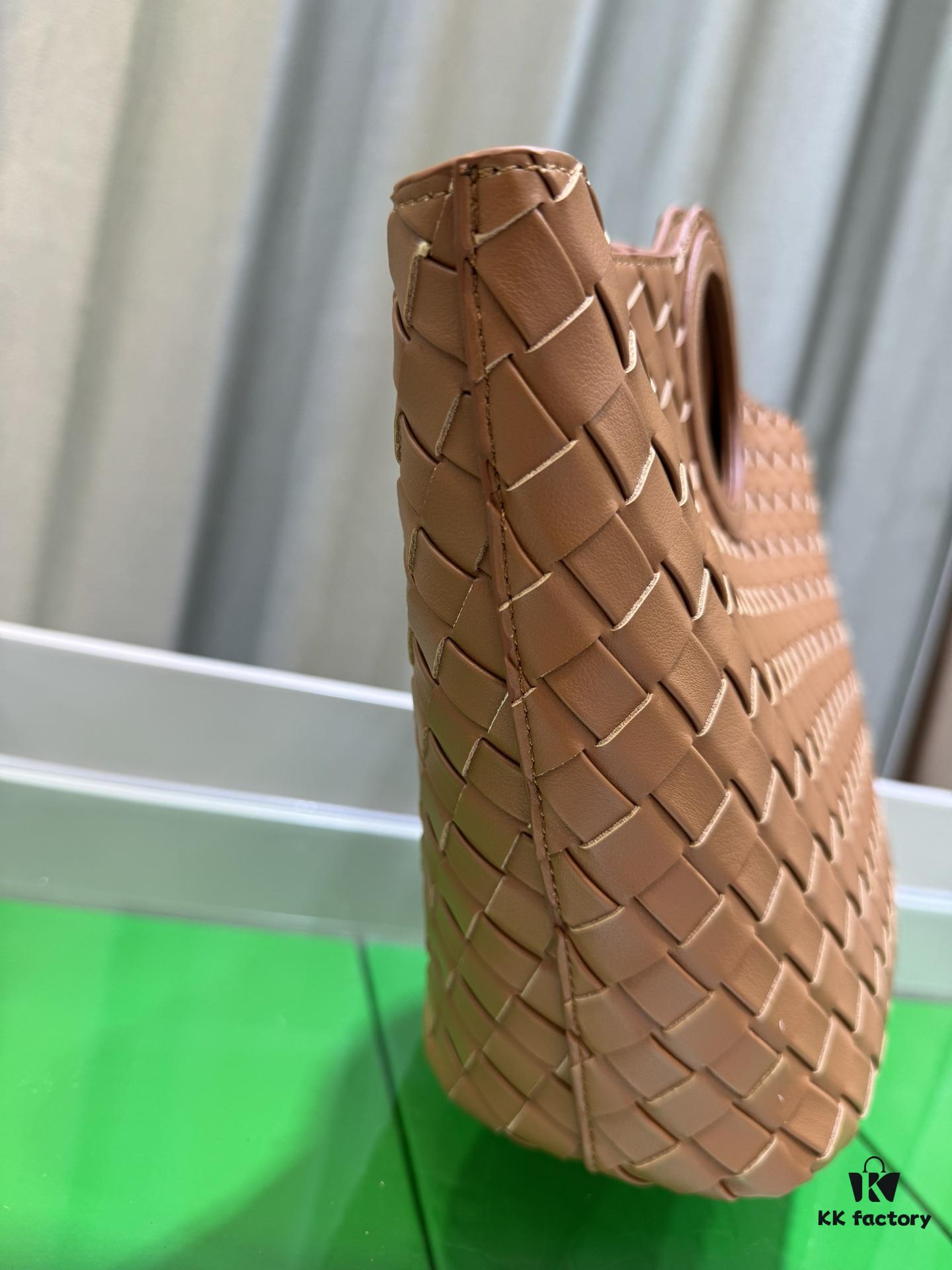6930c3b06e68136f4d9af5f6 BV Picnic Woven Handbag, Bottega Veneta 24 Early Autumn New Women's Retro Style Beautiful Tote Bag