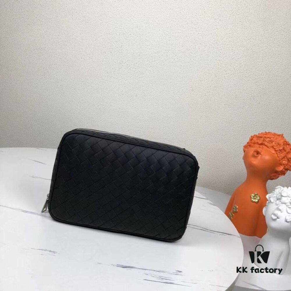 Latest BV Official Website BOTTEGA: Premium Waxed Calfskin Handbag