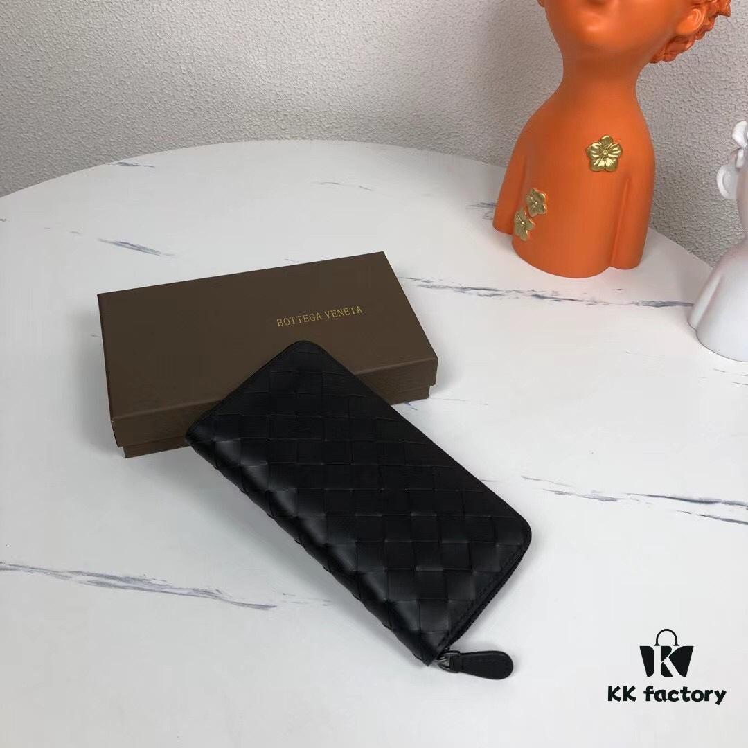 6930c4156e68136f4d9af6c2 Bottega Veneta Wallet in Black Wax-Treated Calfskin - Style No. 1256 (Medium Braid)